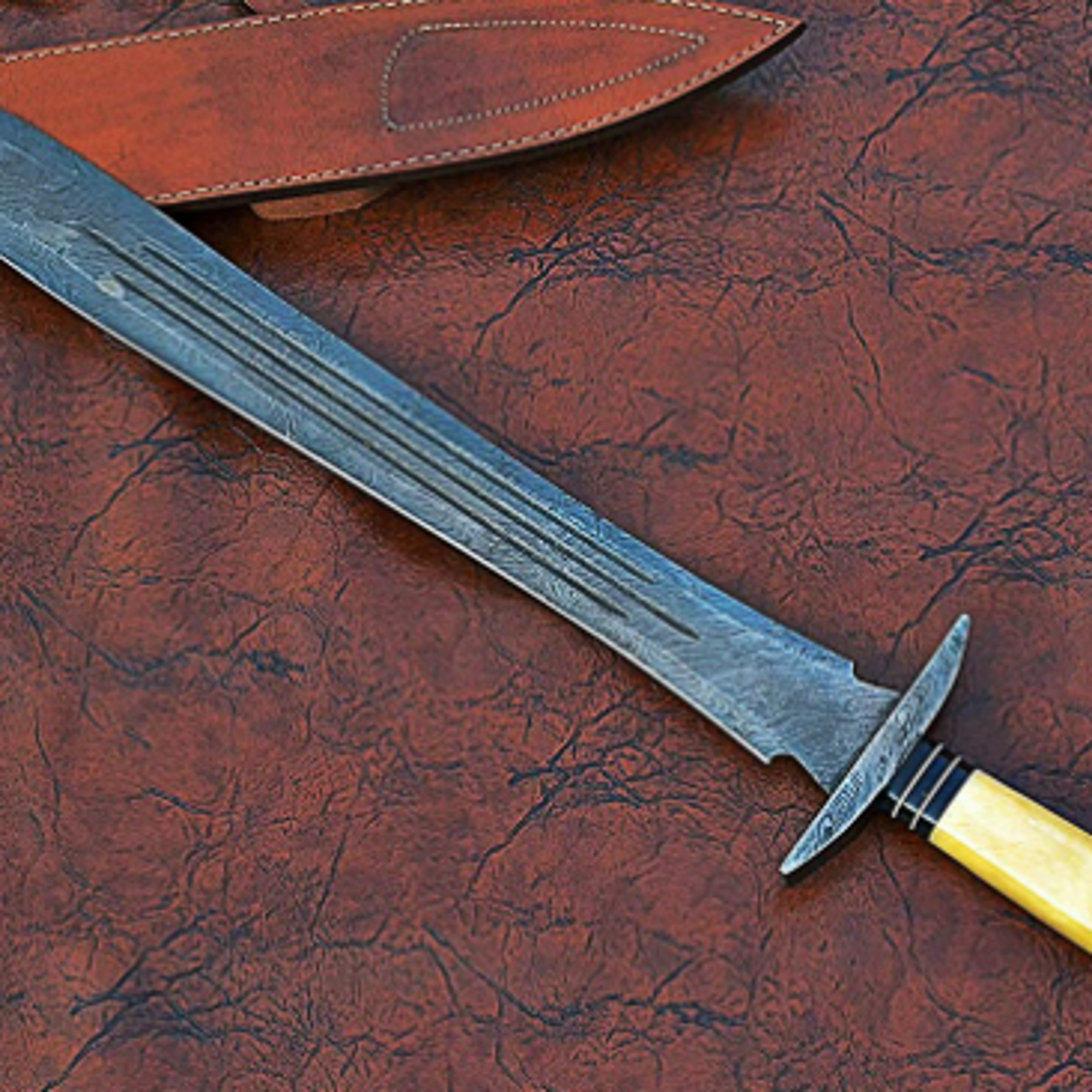 Damascus Viking Sword Battle Ready Sword Damascus hunting Sword W Sheath Christmas Gift Annivers