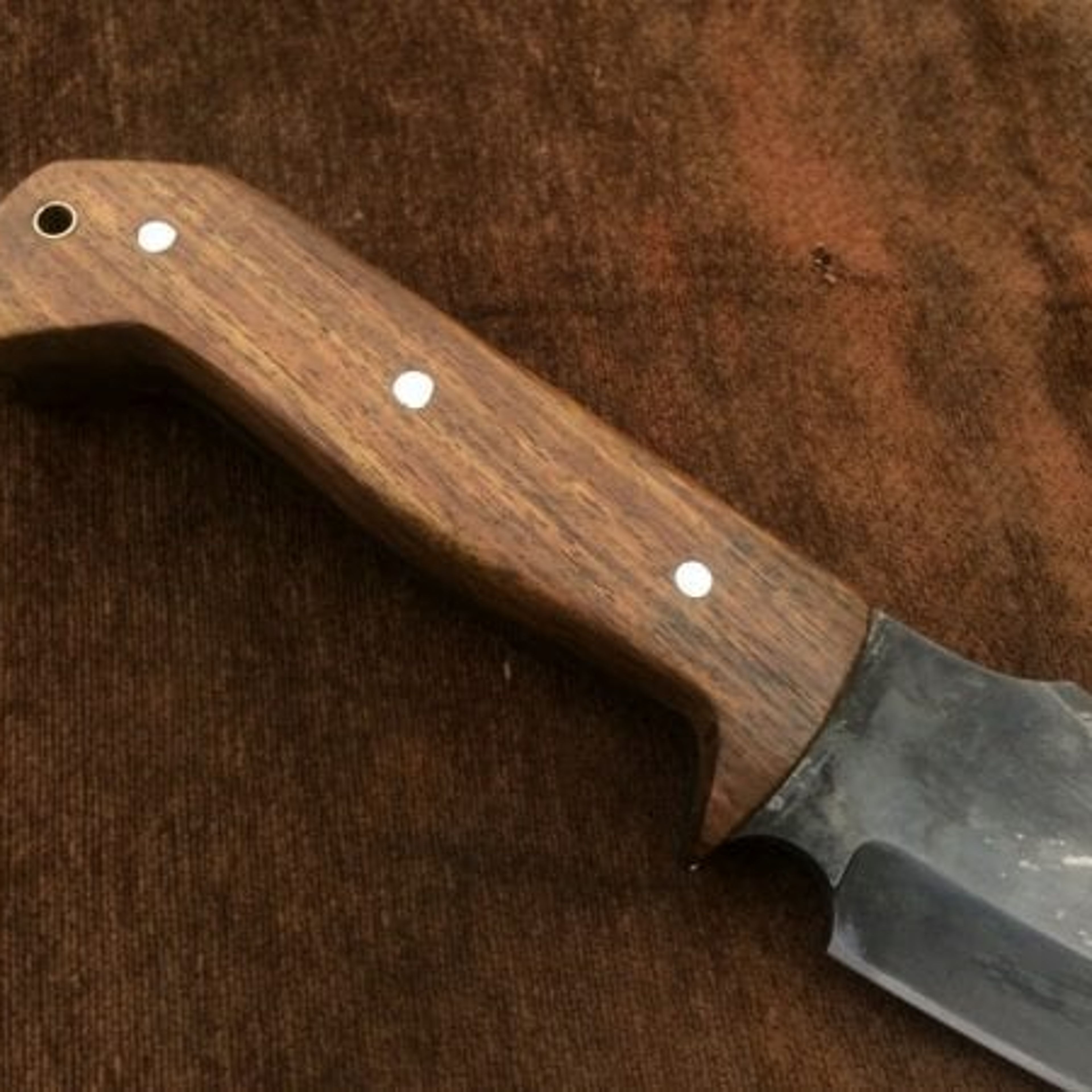 Handmade 5160 Spring Steel Aged Mountain Bowie, Fully Functional, Hunting – view 3