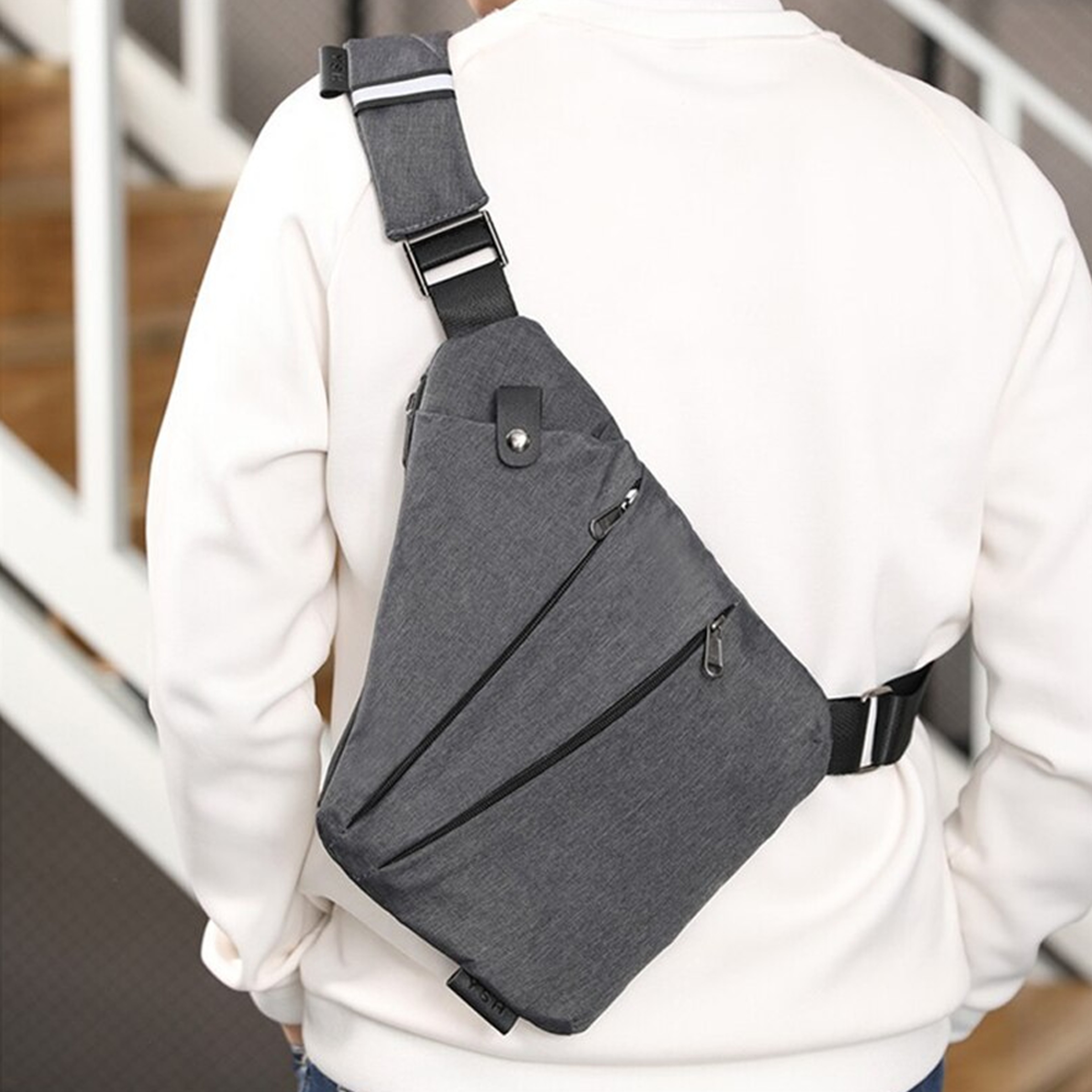 3-Zipper Waterproof Personal Pocket Bag – view 2