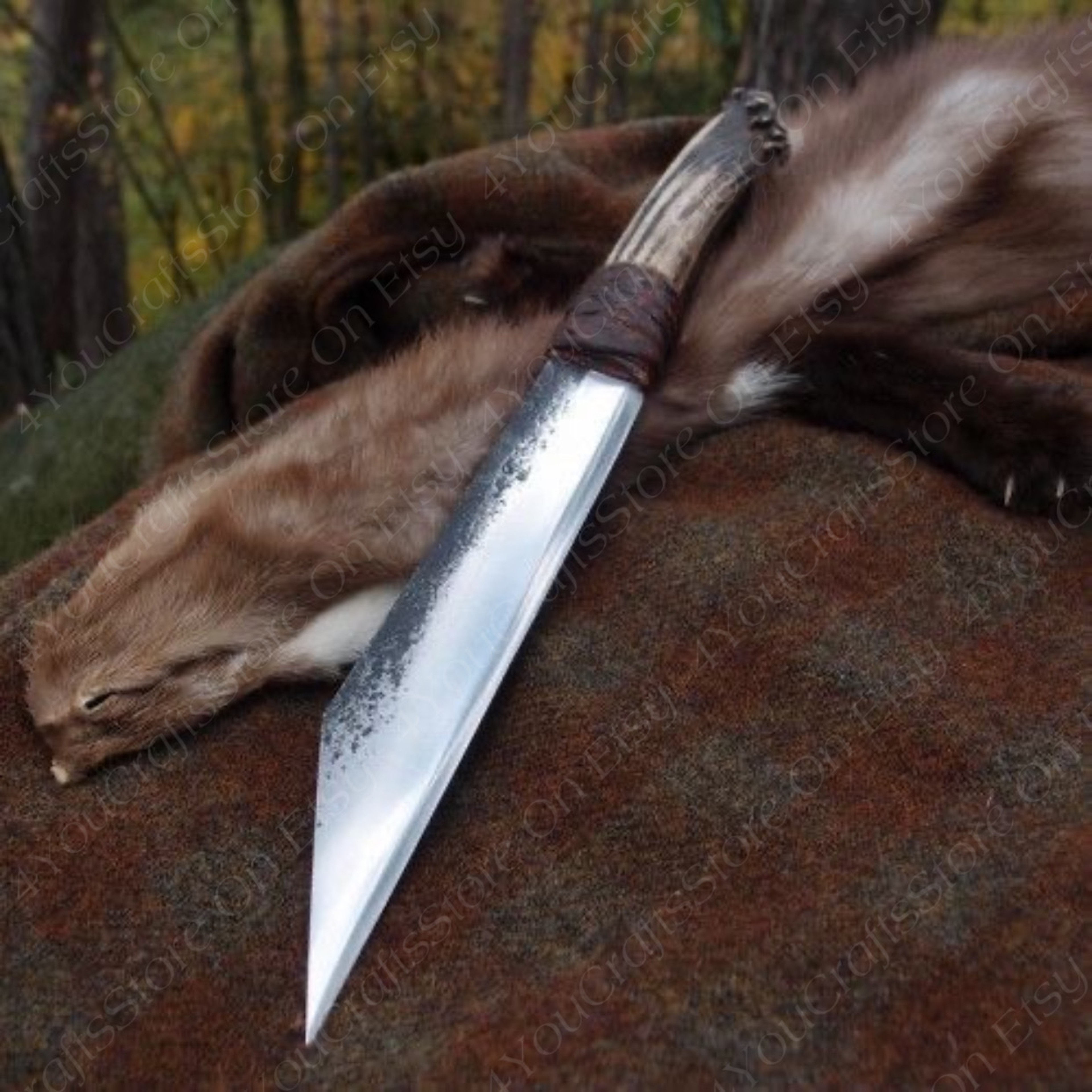 Handmade Vintage Viking Seax Knife With Vrown Antler Handle – view 1