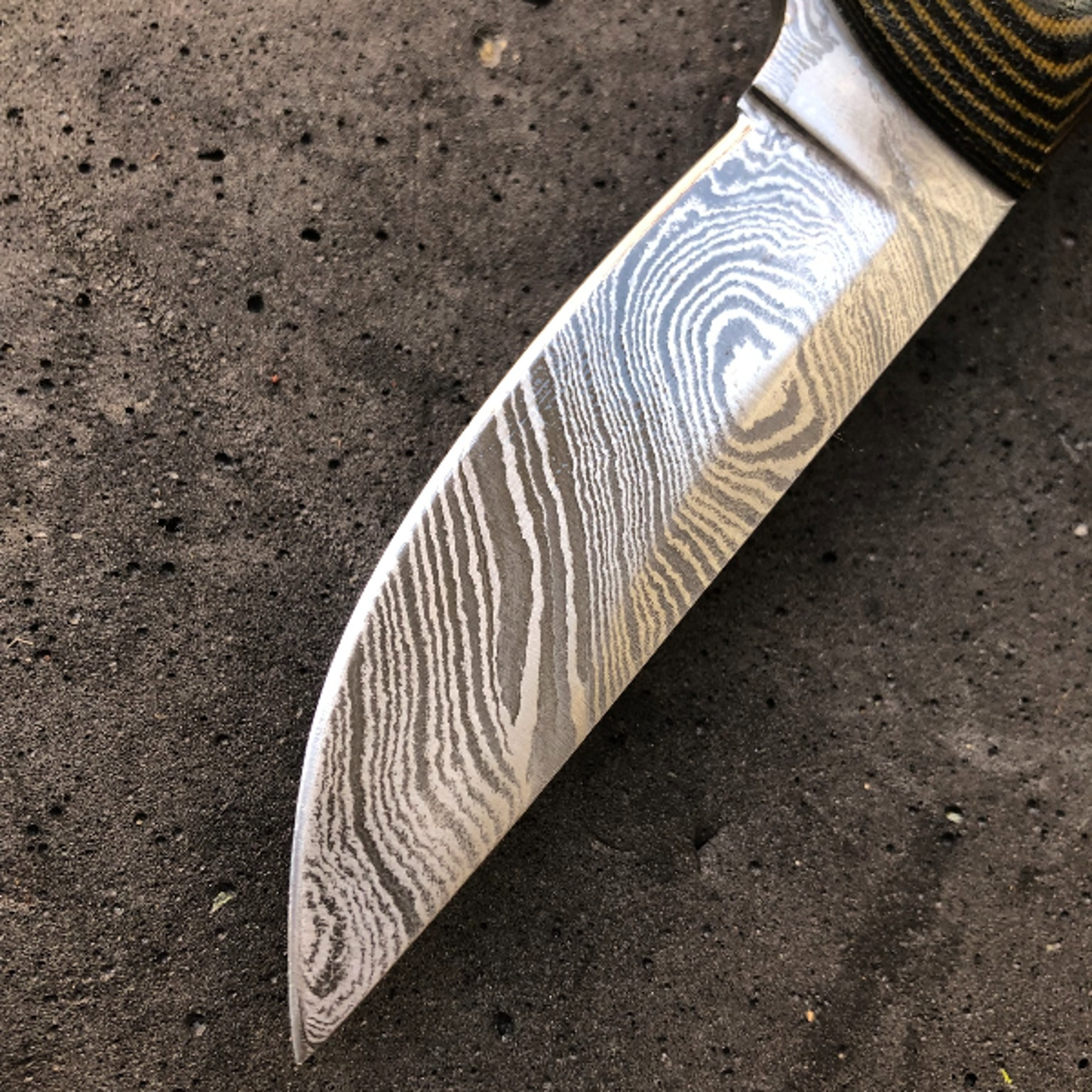 Customize D2 steel 12 inches hunting knife micarta handel with pure leather sheath – view 2
