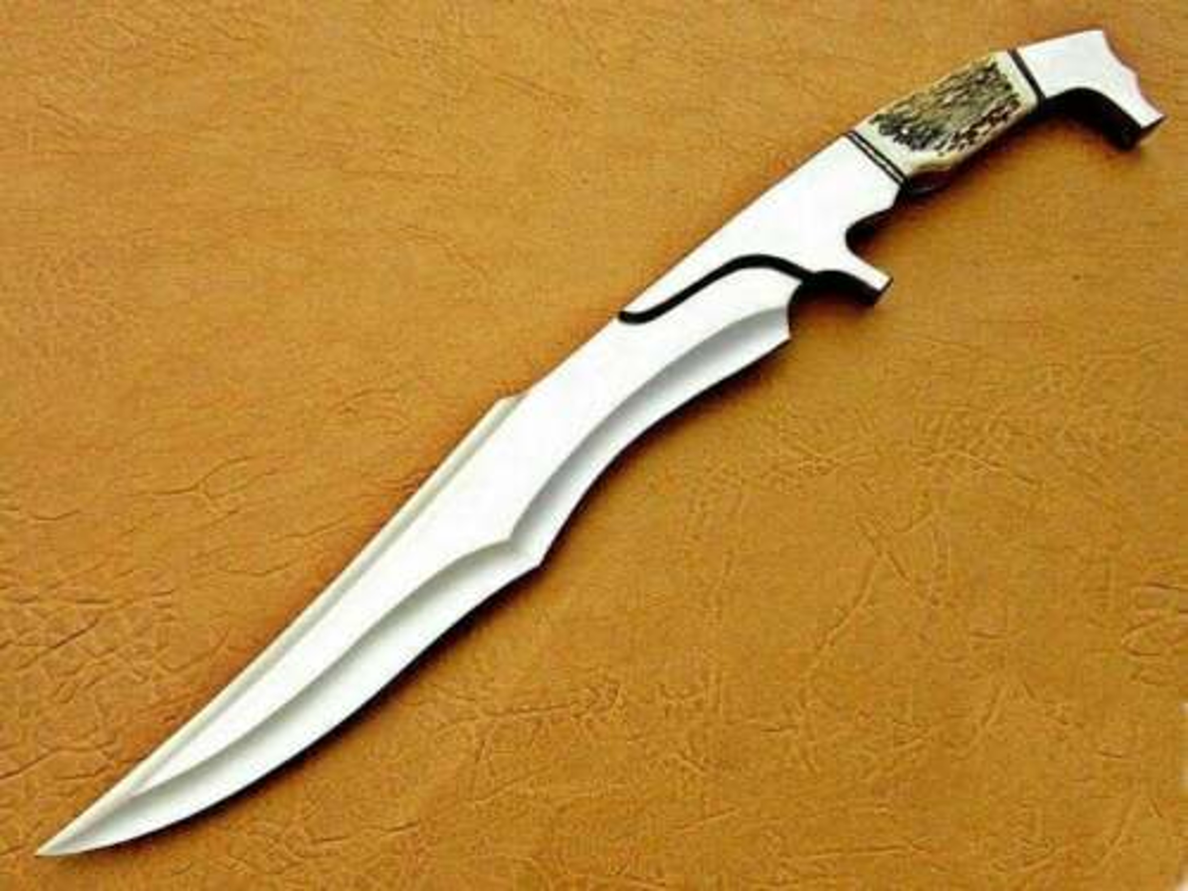 Custom Handmade D2 Steel Sexy Style Bowie Hunting Knife With Leather Sheath. – view 2