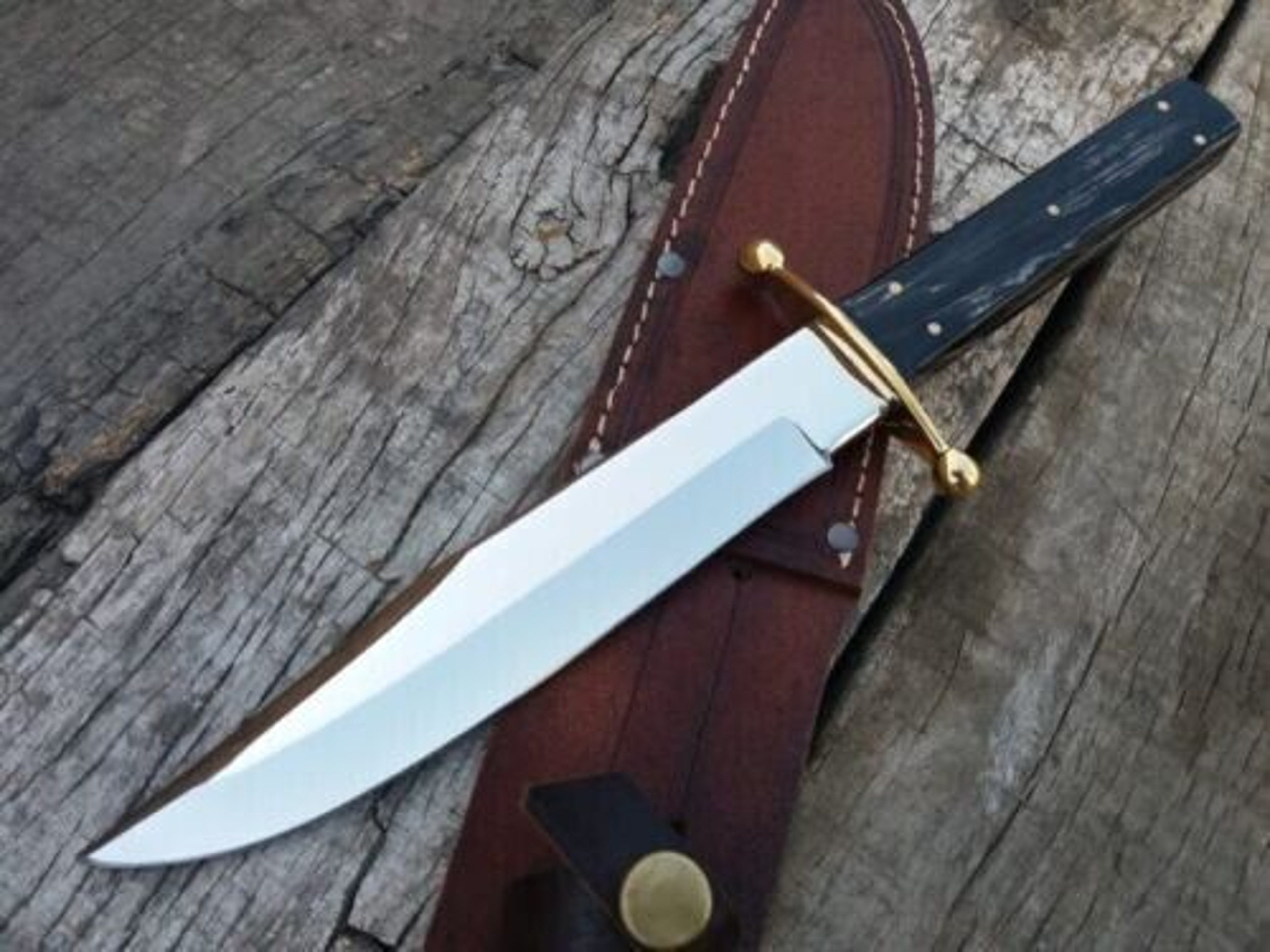 Custom Hand-made D2 Tool Steel Heavy Duty Survival Hunting Bowie Knife Leather – view 1