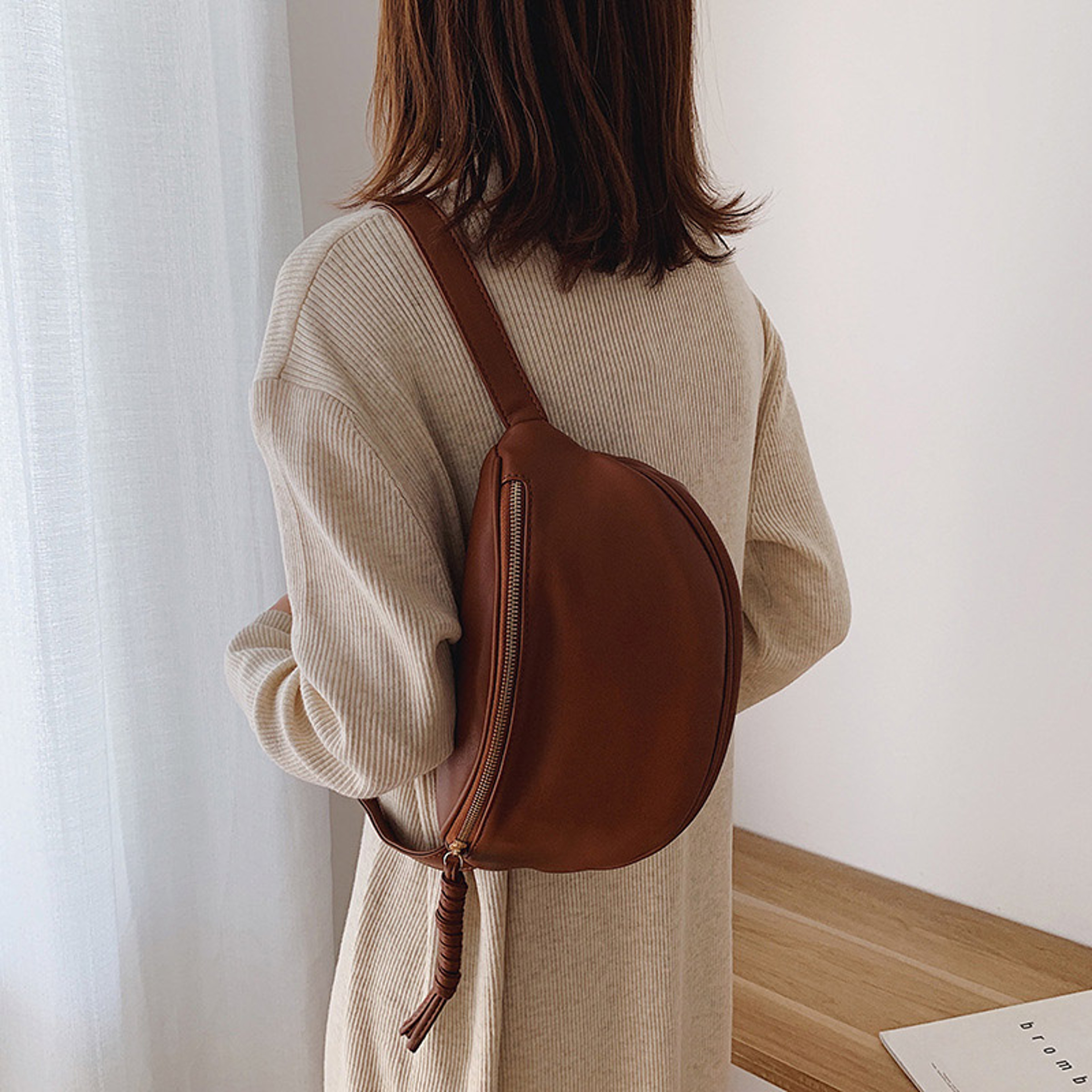 High Quality Leather Fanny Bag For Women Designer Waist  Shoulder Crossbody Bag 1