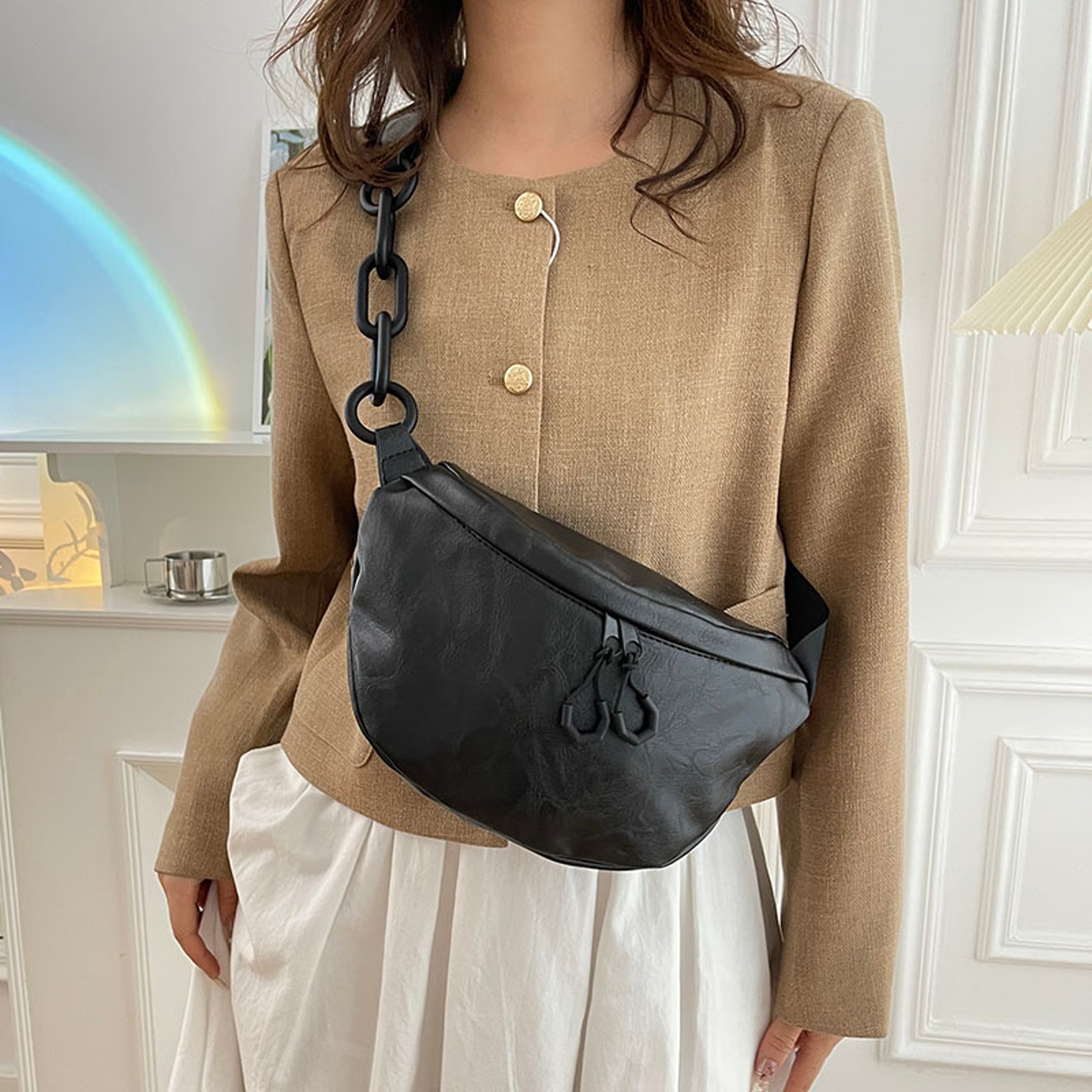 Fashionable Soft PU Leather Waist Bag for Women Thick Chain Crossbody Fanny Pack Stylish Shoulder & Chest Bag Trendy – view 1