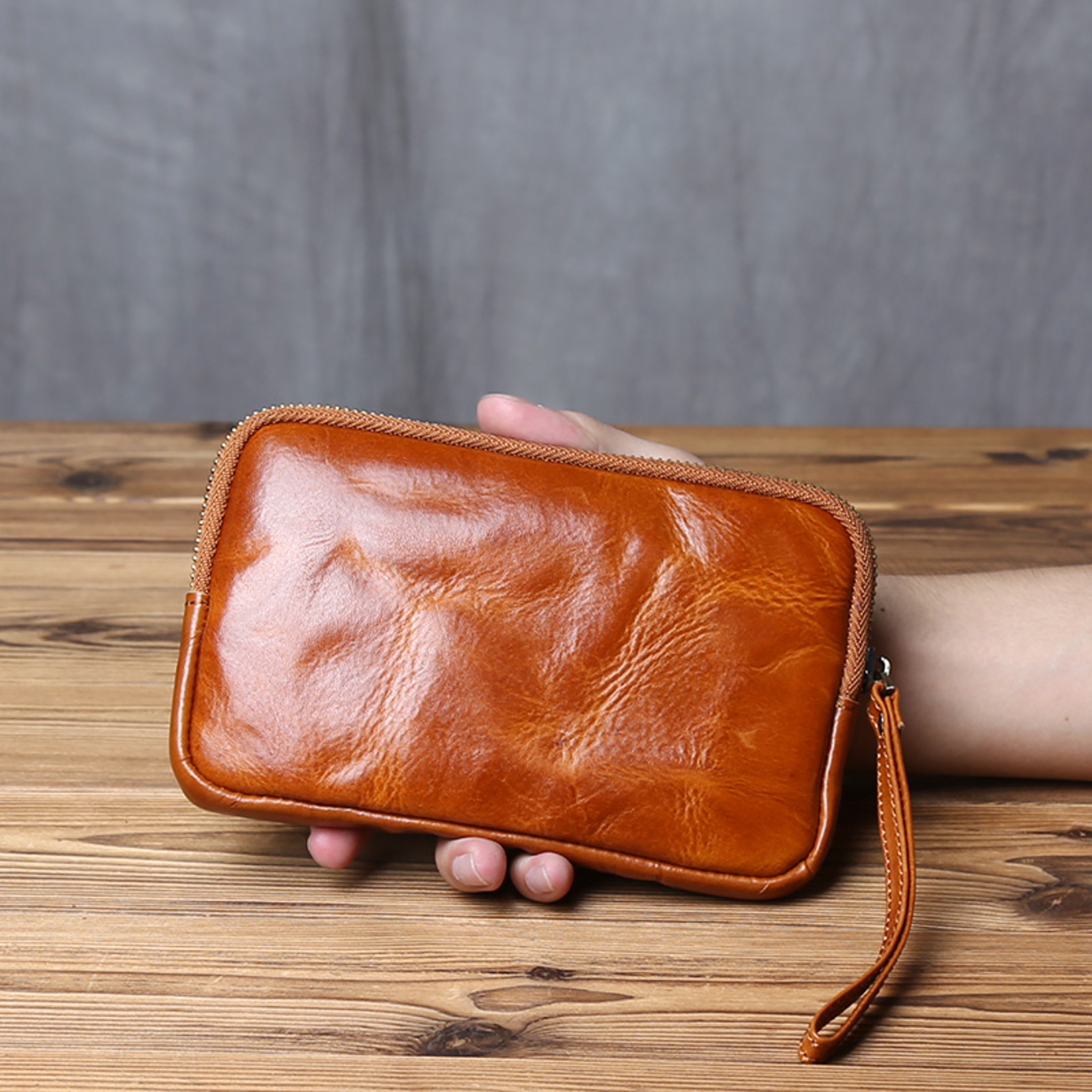Vintage Genuine Leather Wallet  Phone Bag For Men And Women Zippered Cowhide Card Holder 7