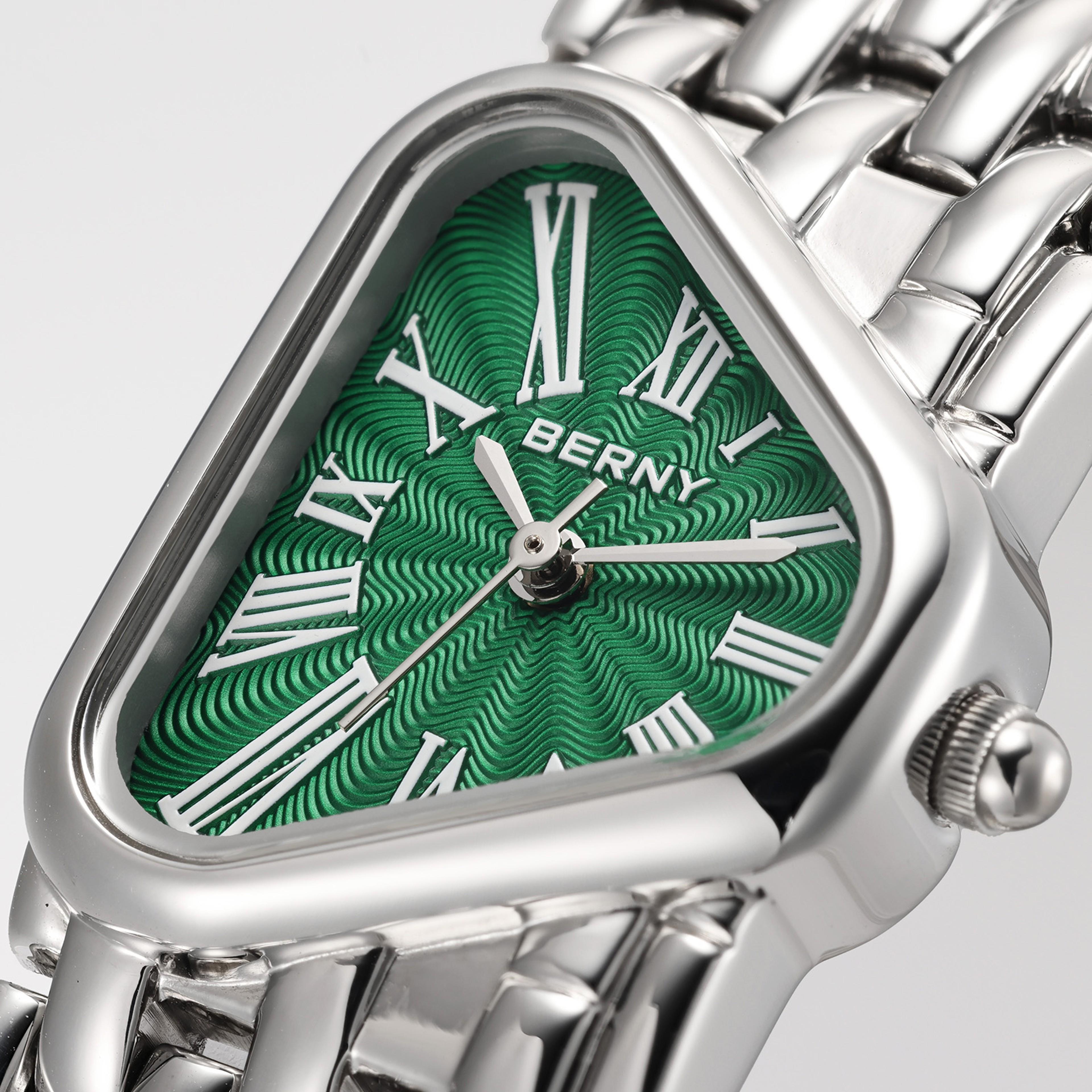 Elegant Triangle Dial Silver Womens Quartz Stainless Steel Dress Watch 0