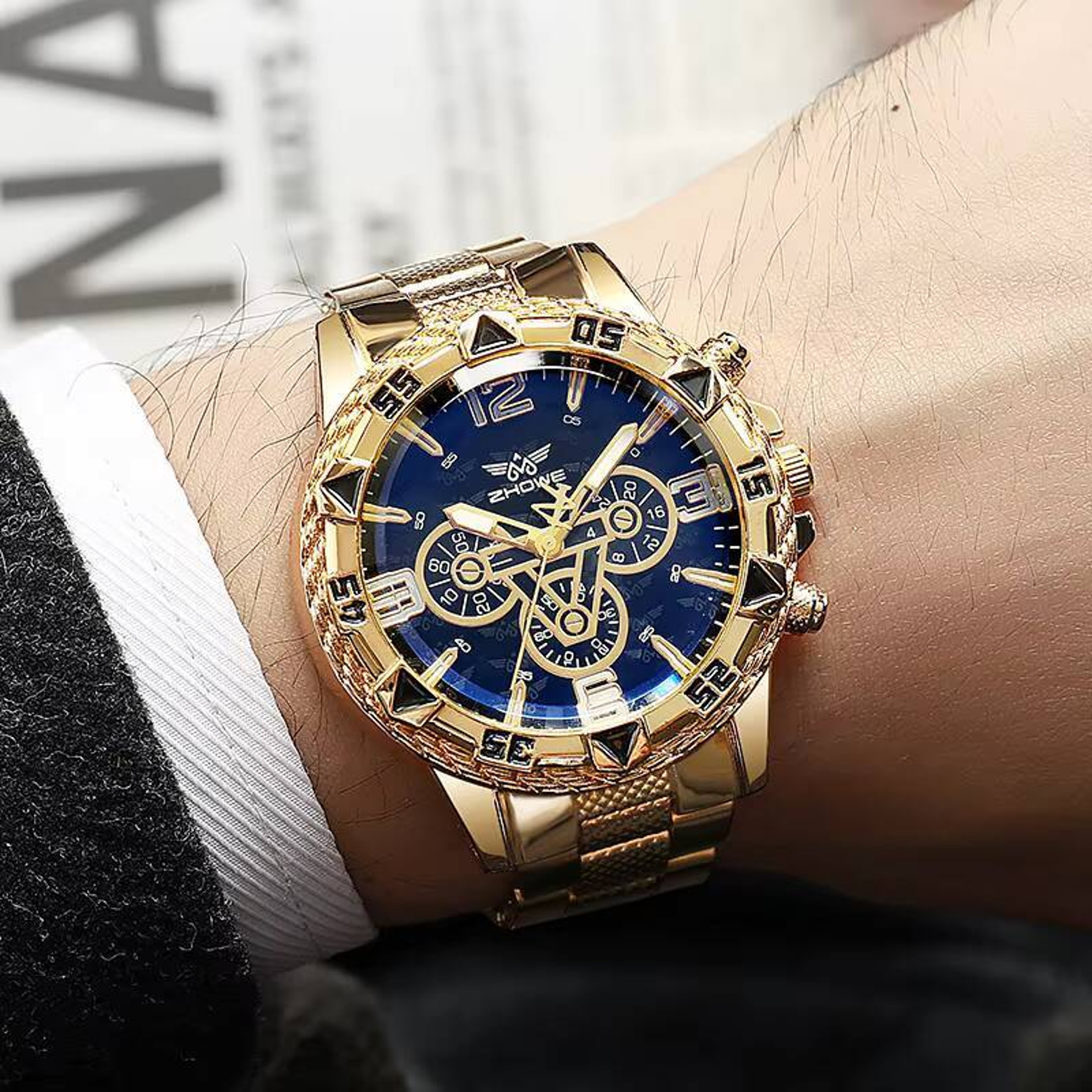 Luxury Large Dial Mens Quartz Watch For Business And Casual Style 0