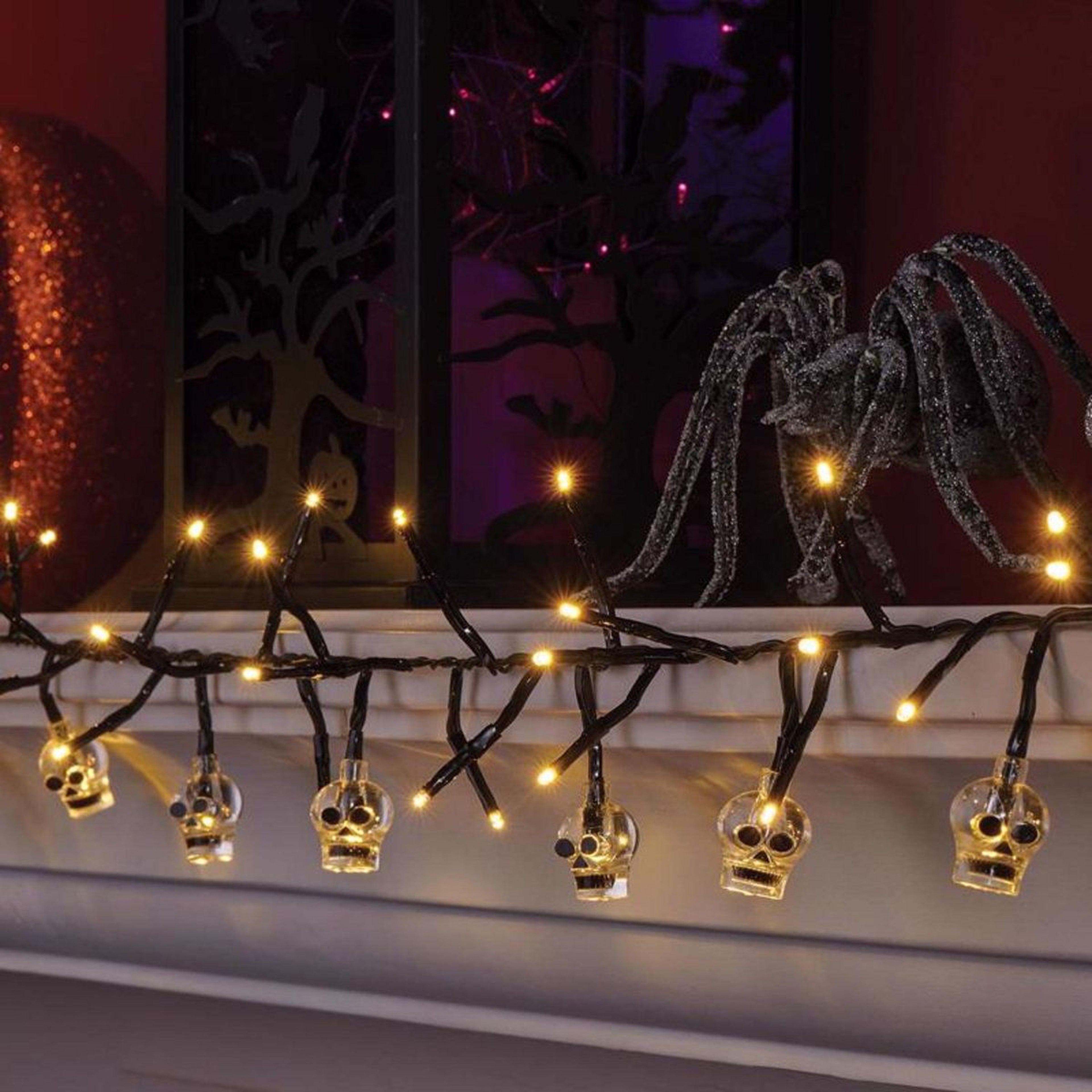 Halloween Skull String Lights With Warm White LEDs PlugIn Decoration 0