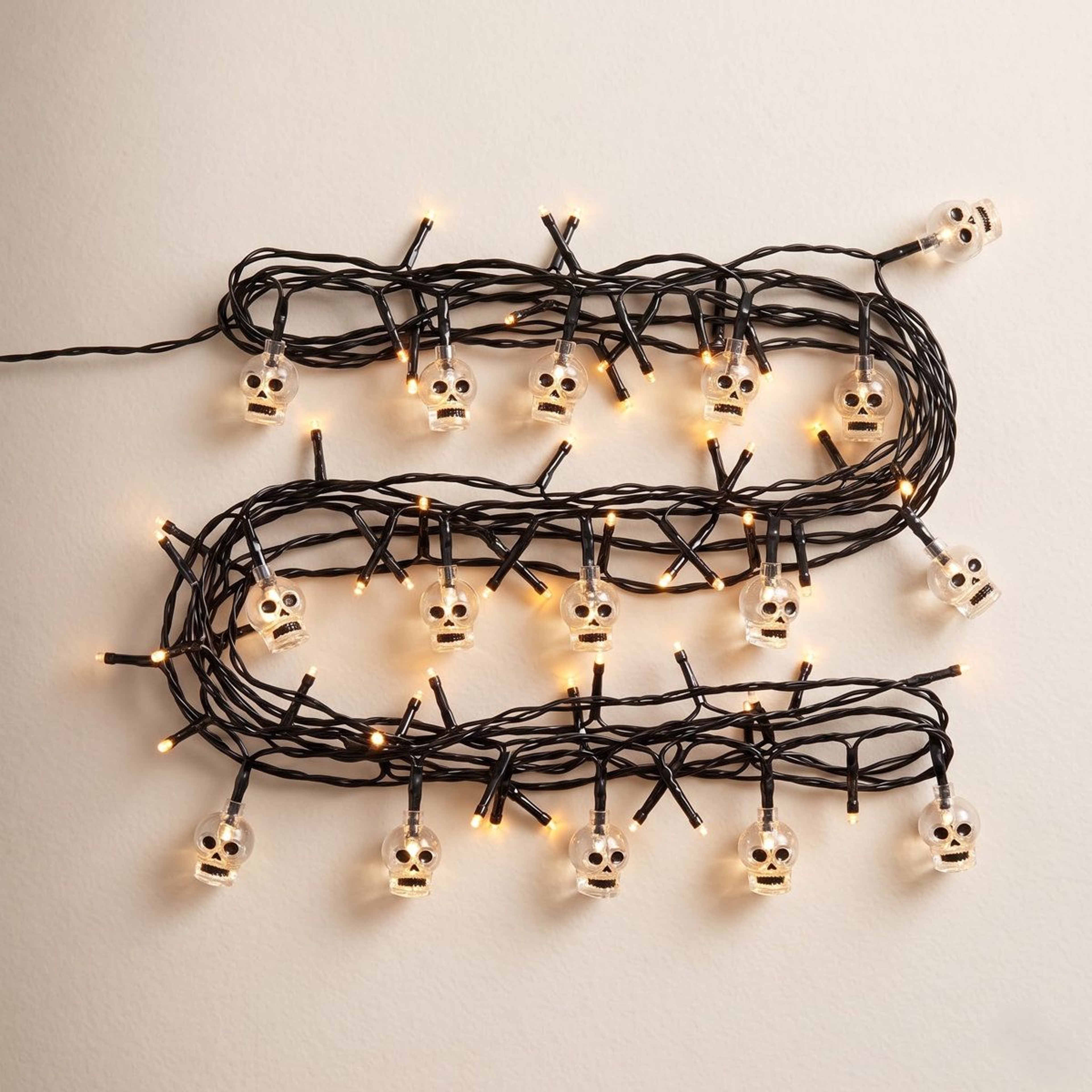 Halloween Skull String Lights With Warm White LEDs PlugIn Decoration 2