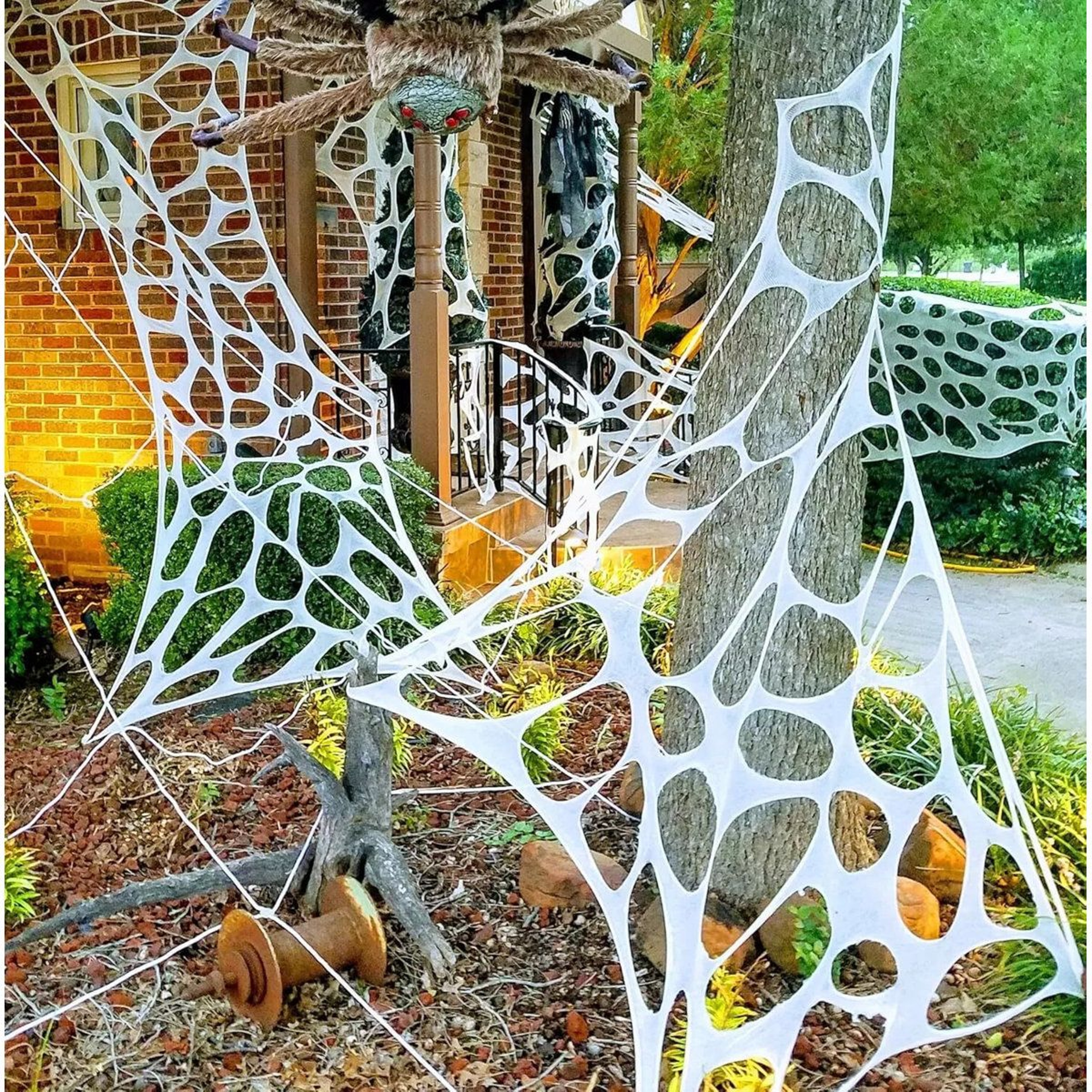 Battery Powered Halloween Spider Decoration For Indoor And Outdoor Display 4