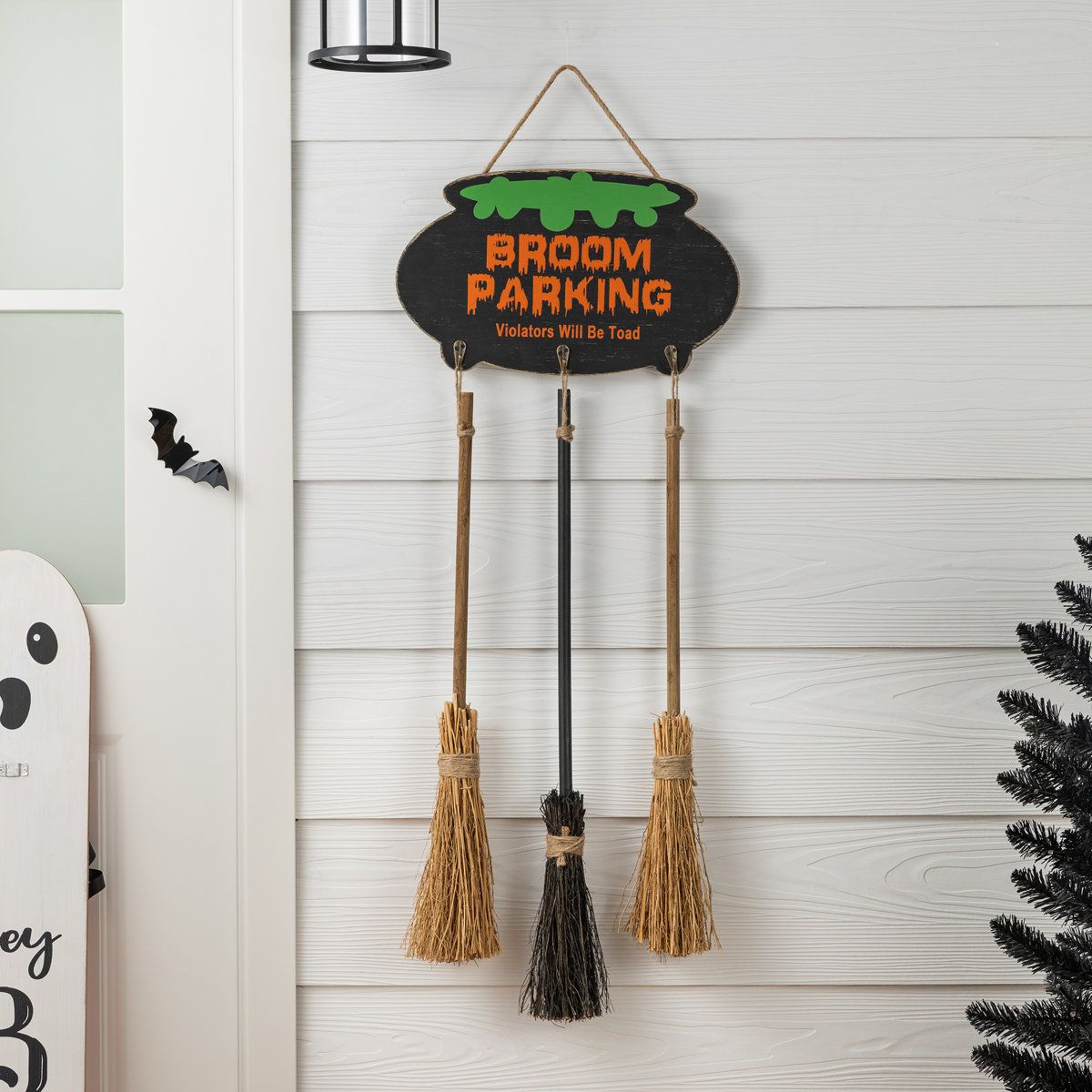Halloween Wooden Cauldron And Broom Porch Decoration 5