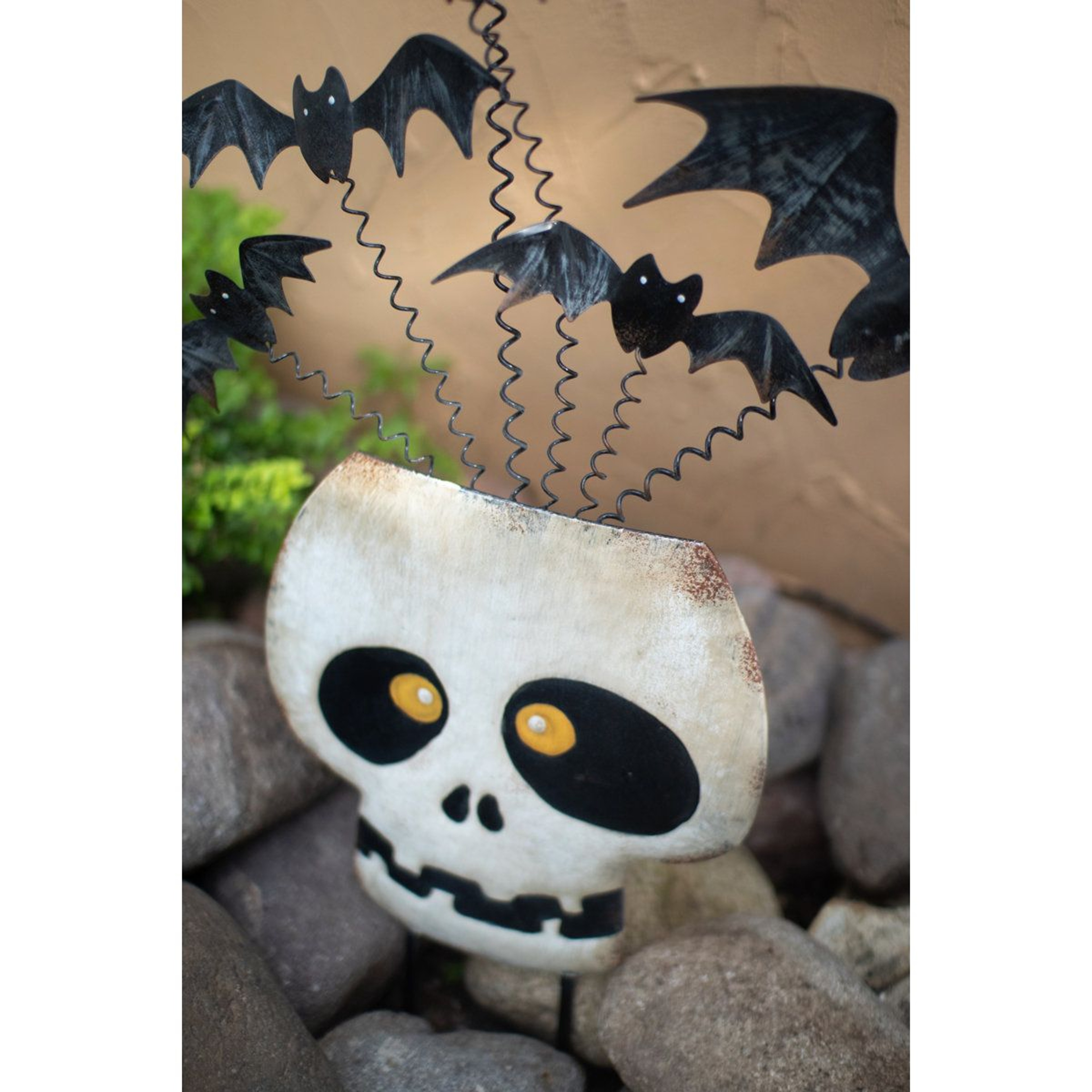 Halloween Skull With Bats Metal Garden Stake Glossy Yard Decoration 1