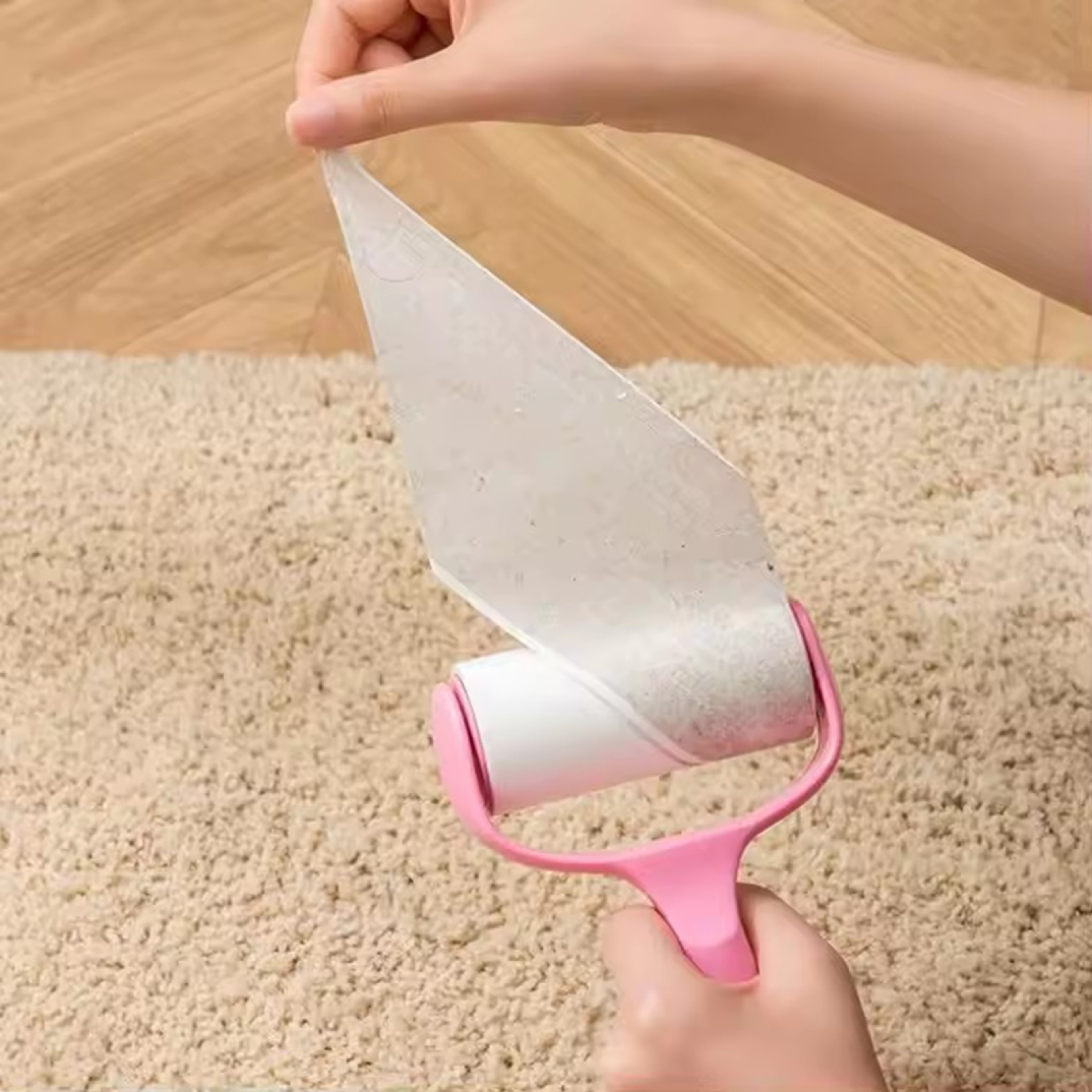 Reusable Lint Roller With Replaceable Sticky Refills For Pet Hair Clothes Furniture  Sofa Cleaning 2