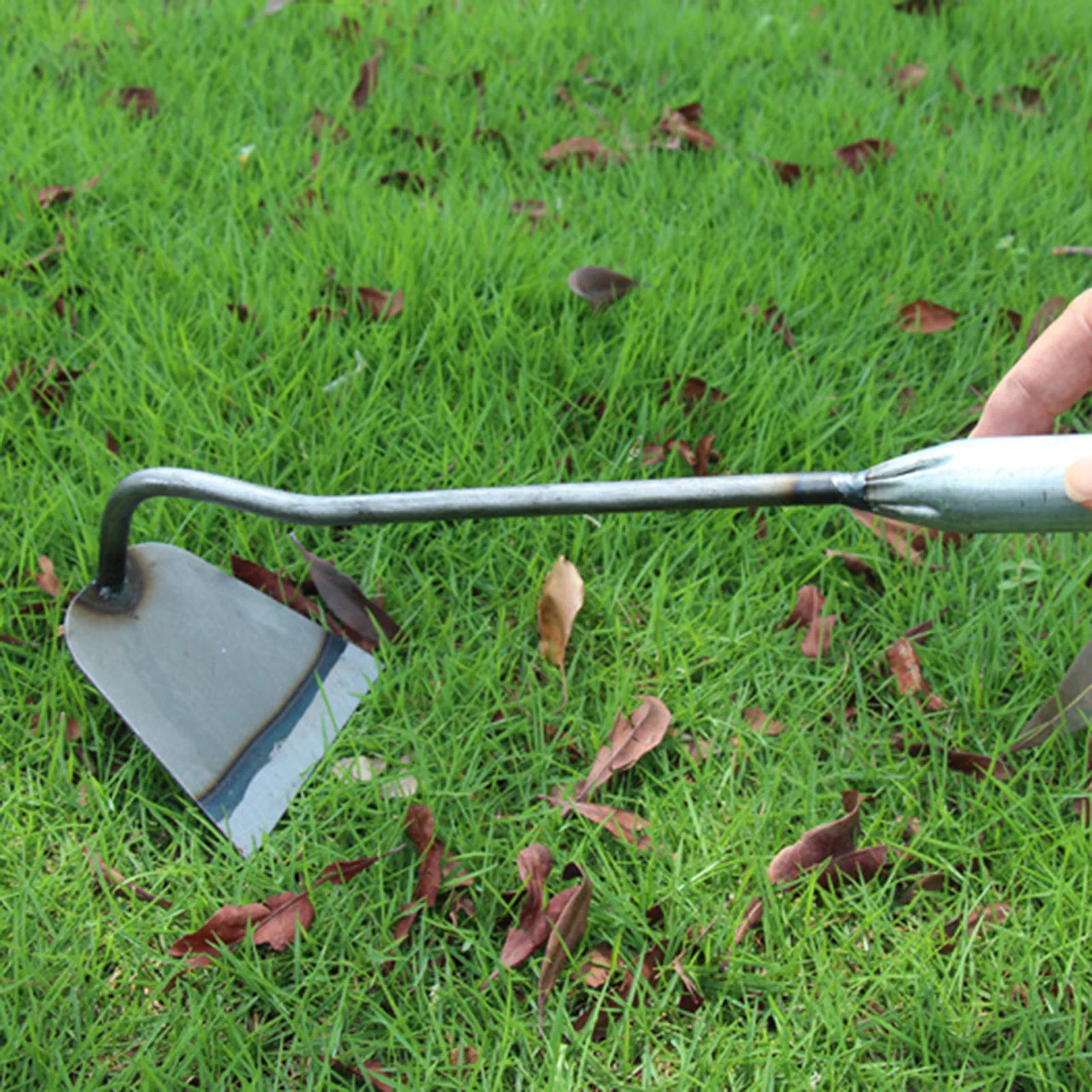 Heavy Duty Garden Hoe with Wooden Handle Compact Hand Hoe for Weeding, Digging & Soil Cultivation – view 4
