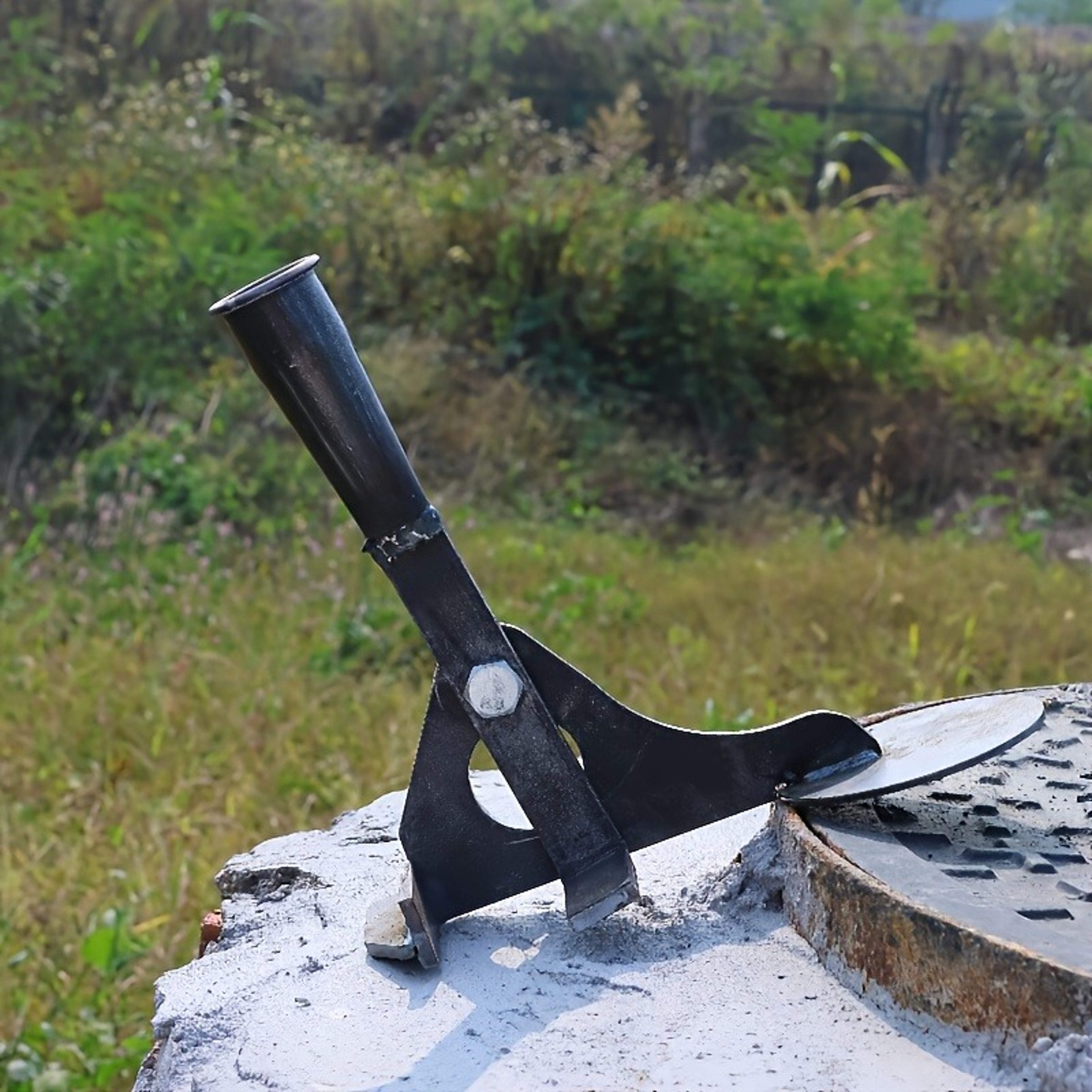 Heavy Duty Manual Root Puller Tool for Weed Removal & Farm Stump Extraction – view 2