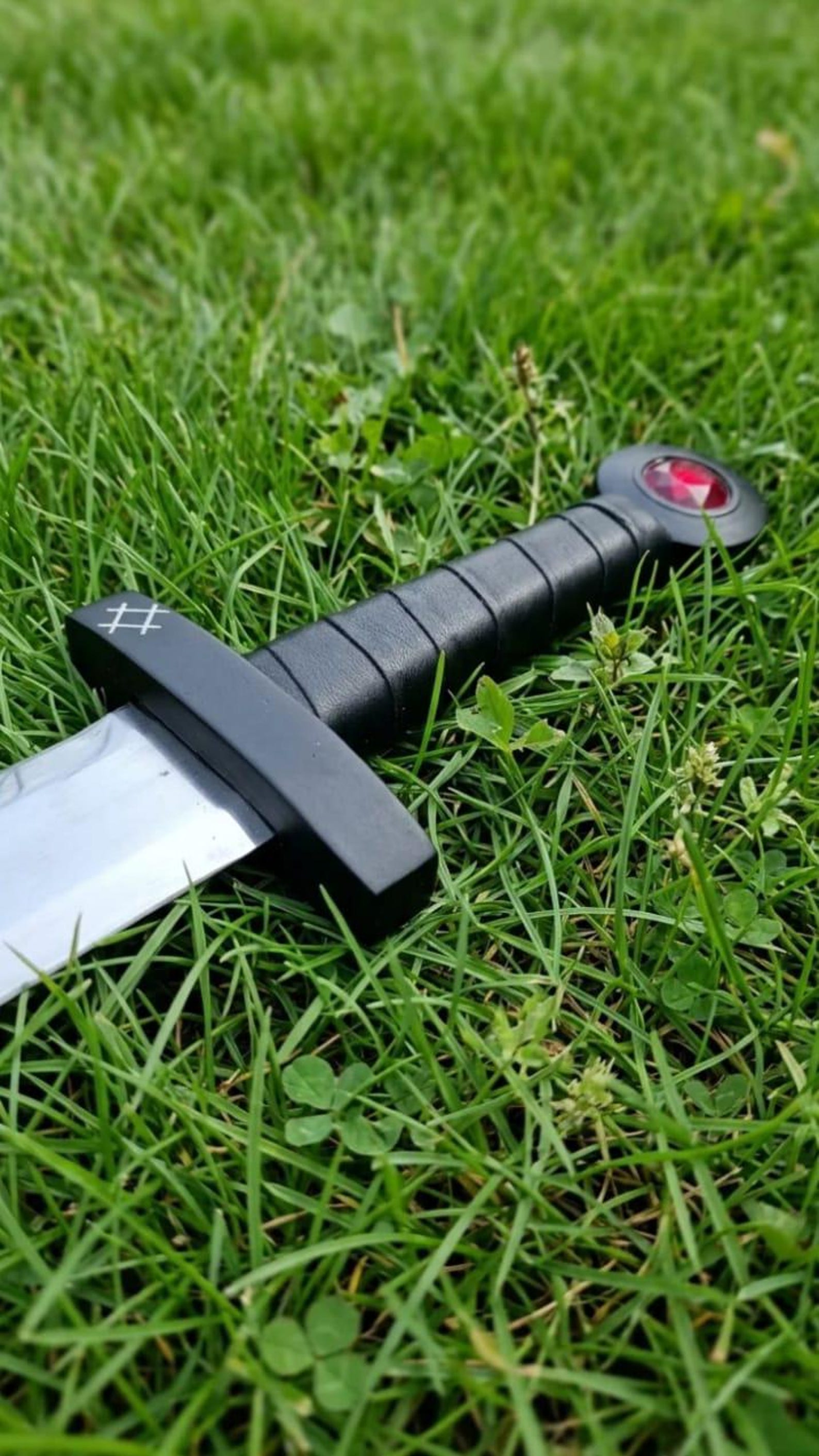 FinnInspired Scarlet Golden Blade Replica Handcrafted Decorative Sword With Leather Sheath Bl 9