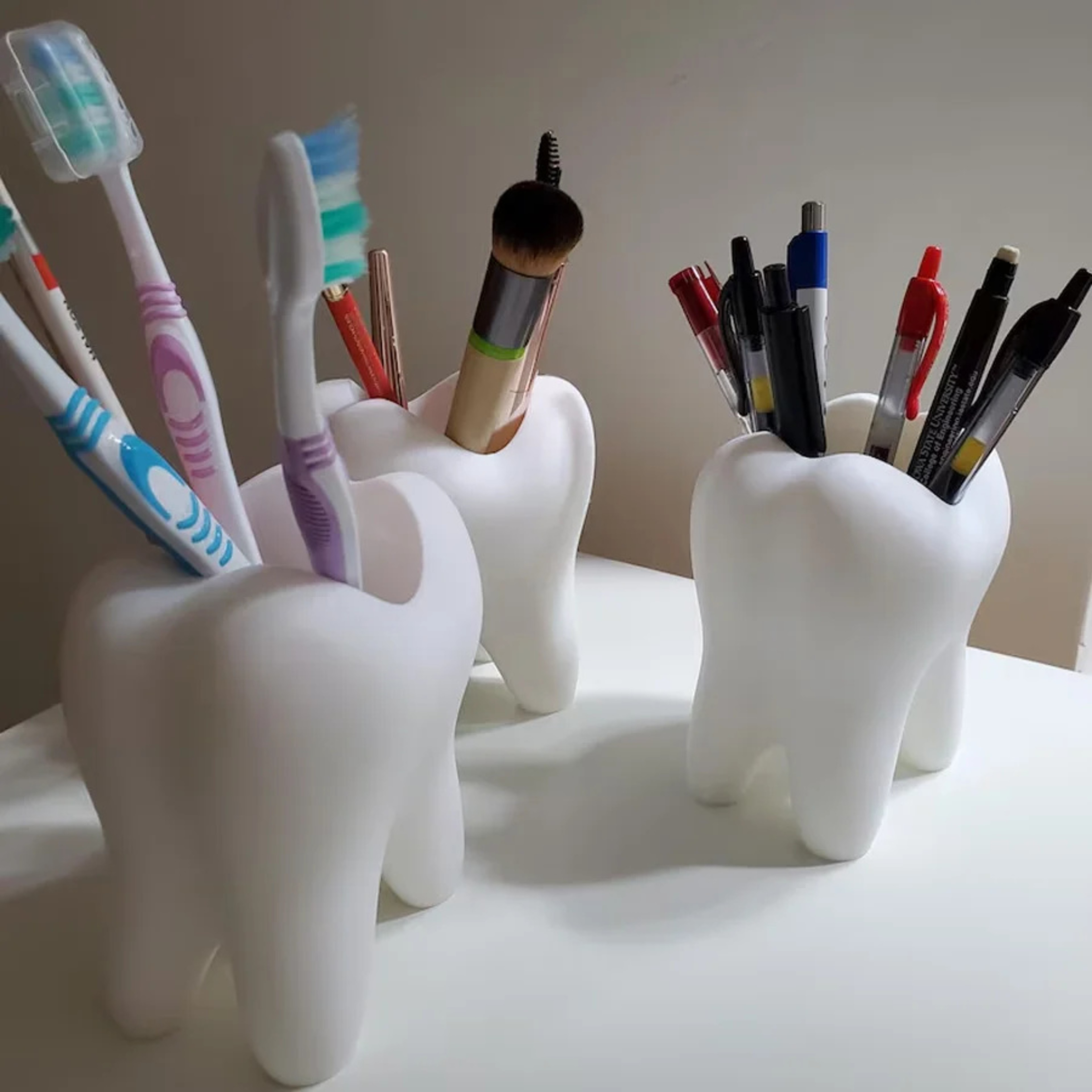 ToothShape 3D Desk  Bathroom Organizer Holder For Toothbrushes Makeup Brushes And Pens 4
