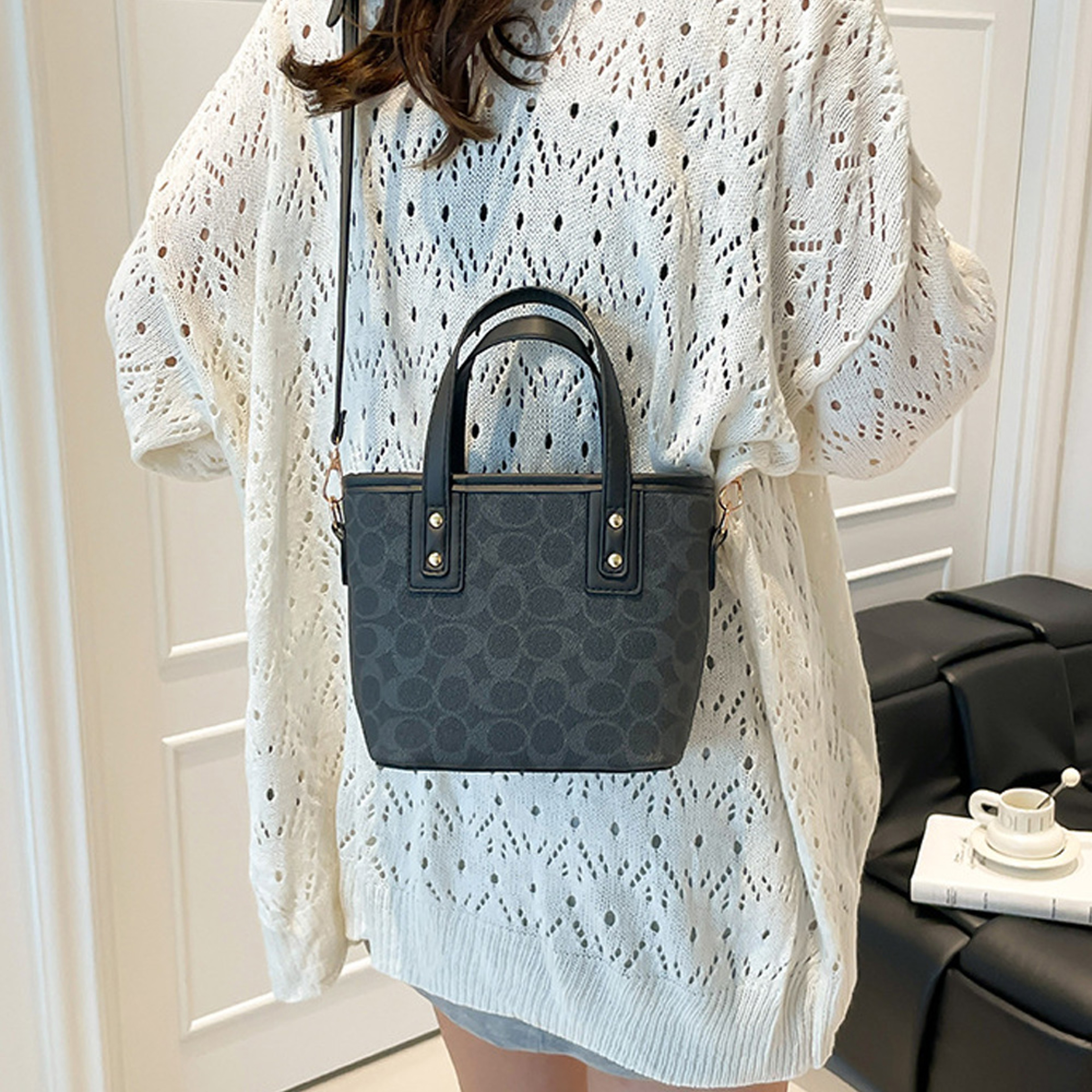 Elegant Women's Crossbody Bag Textured Bucket Bag Korean Fashion Shoulder Purse – view 3