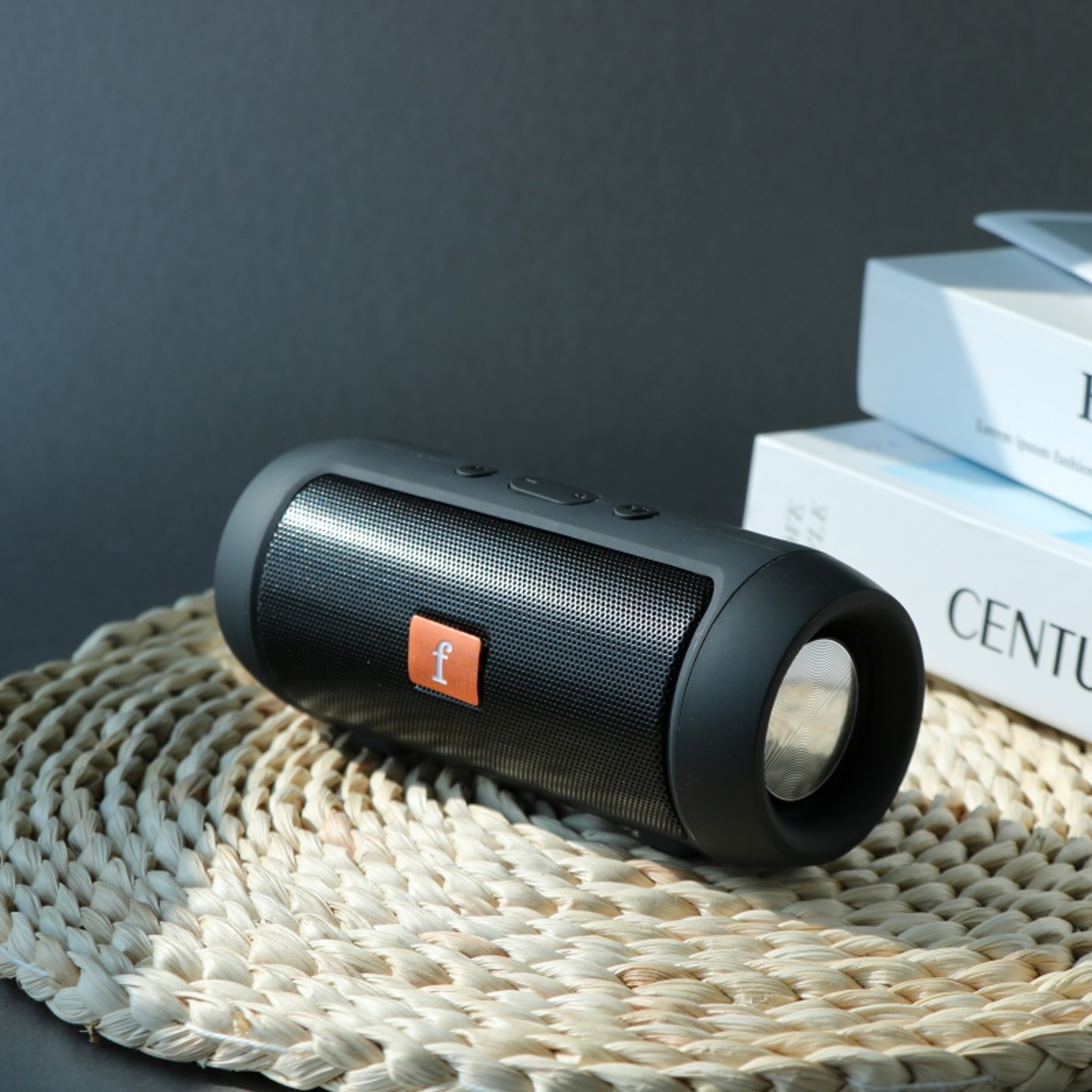 Portable Wireless Bluetooth Speaker Mini Desktop Soundbox Rechargeable Audio Speaker 1