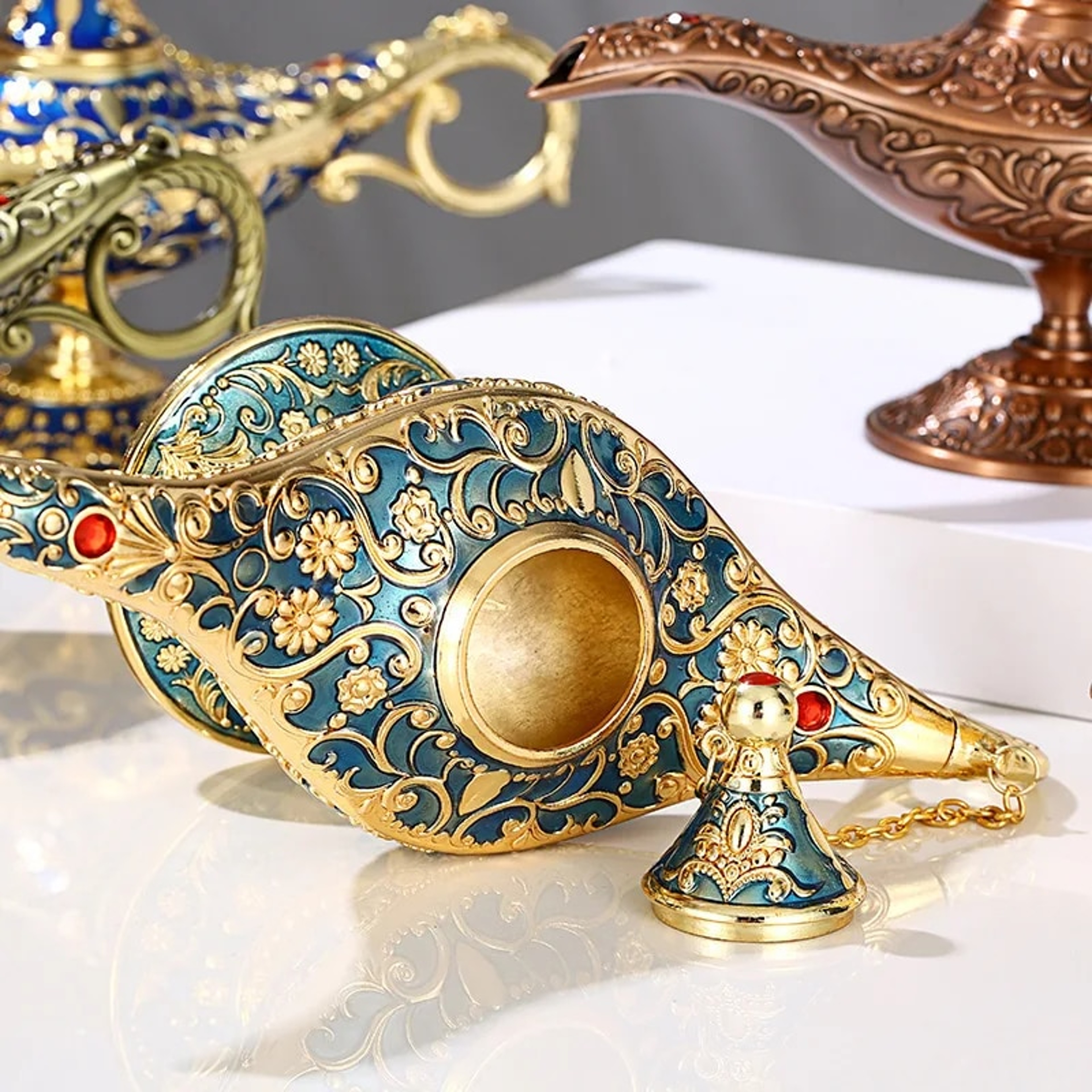 Vintage Aladdin Lamp: Magic Genie Tabletop Decor & Wedding Gift – view 12