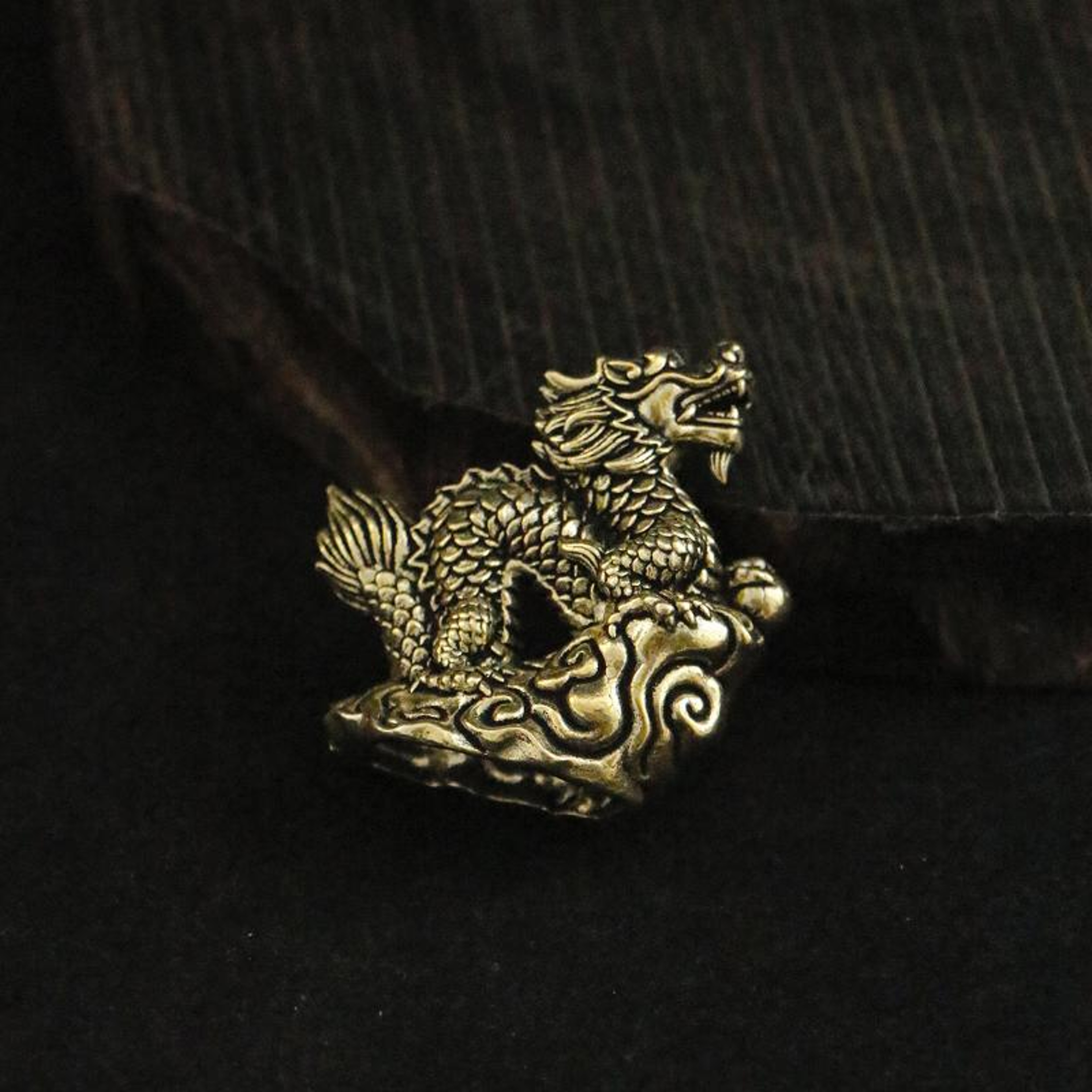 Antique Brass Dragon Statue With Movable Joints For Desk Decor 2