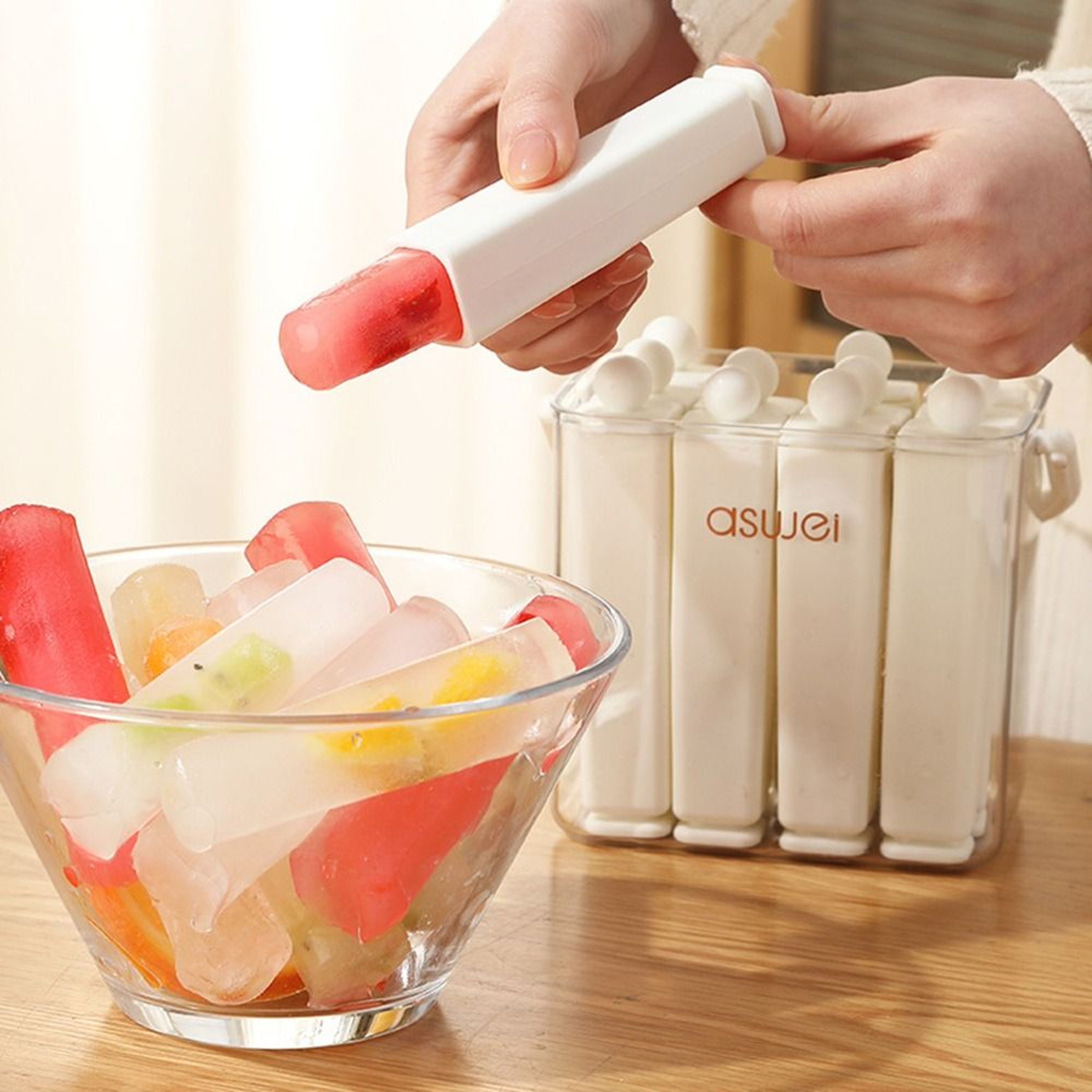 Reusable Silicone Popsicle Mold With Lid Long Bar Ice Tray For Homemade Frozen Treats 1