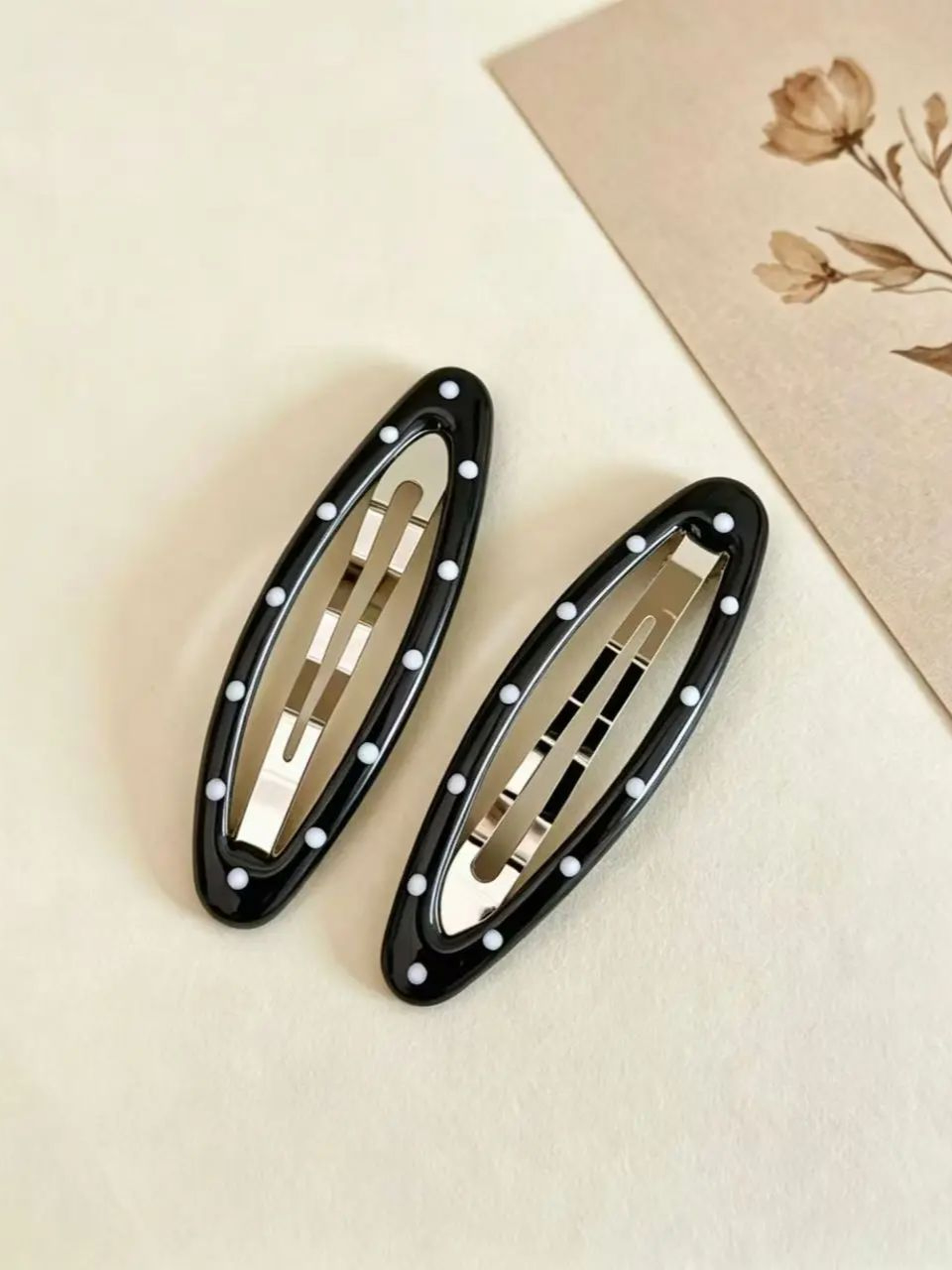 Korean Heart Hair Clip Y2K BB Snap Barrette for Cute Everyday Hairstyles – view 11