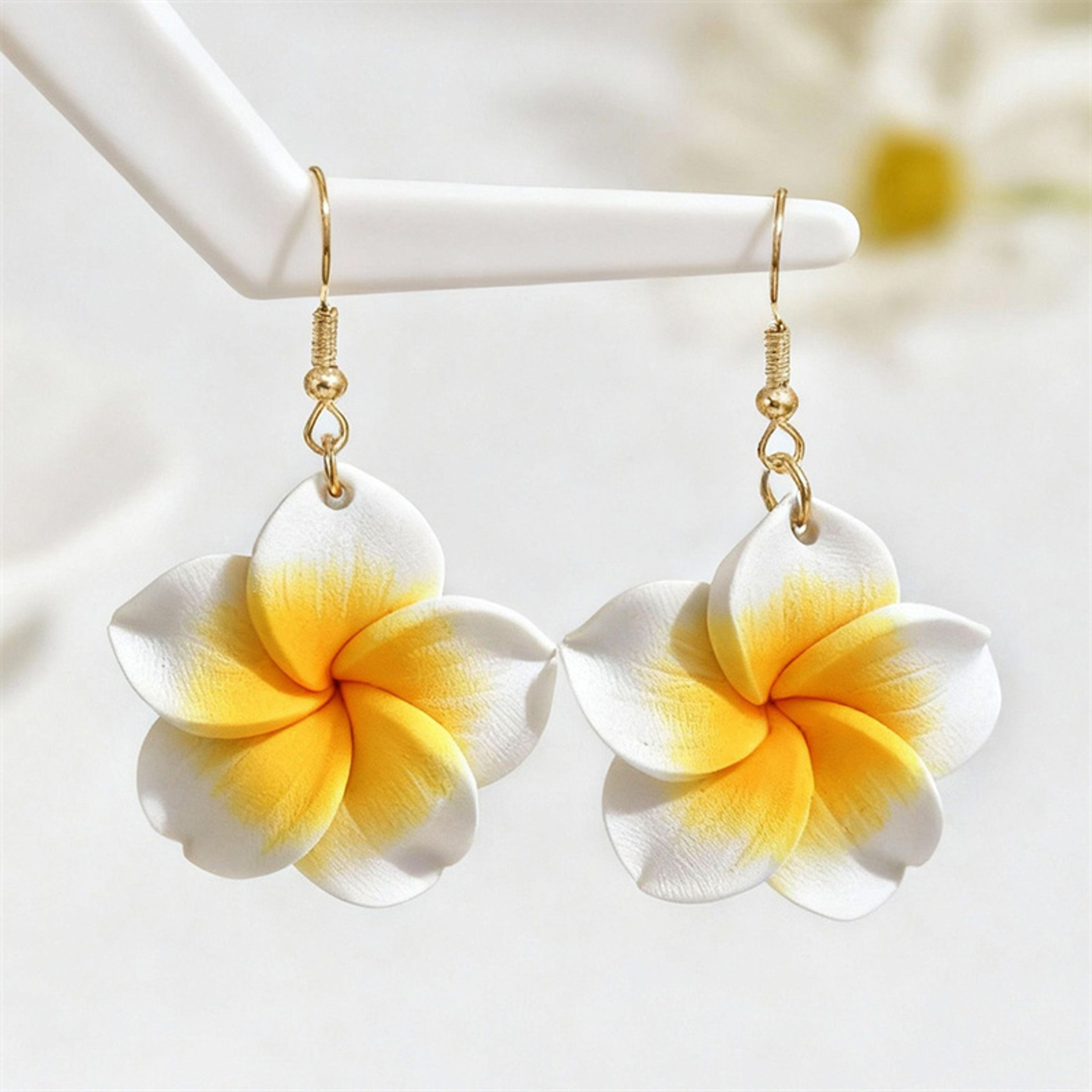 Tulip Stud Earrings with Pearl & Zircon Floral Design for Women – view 23