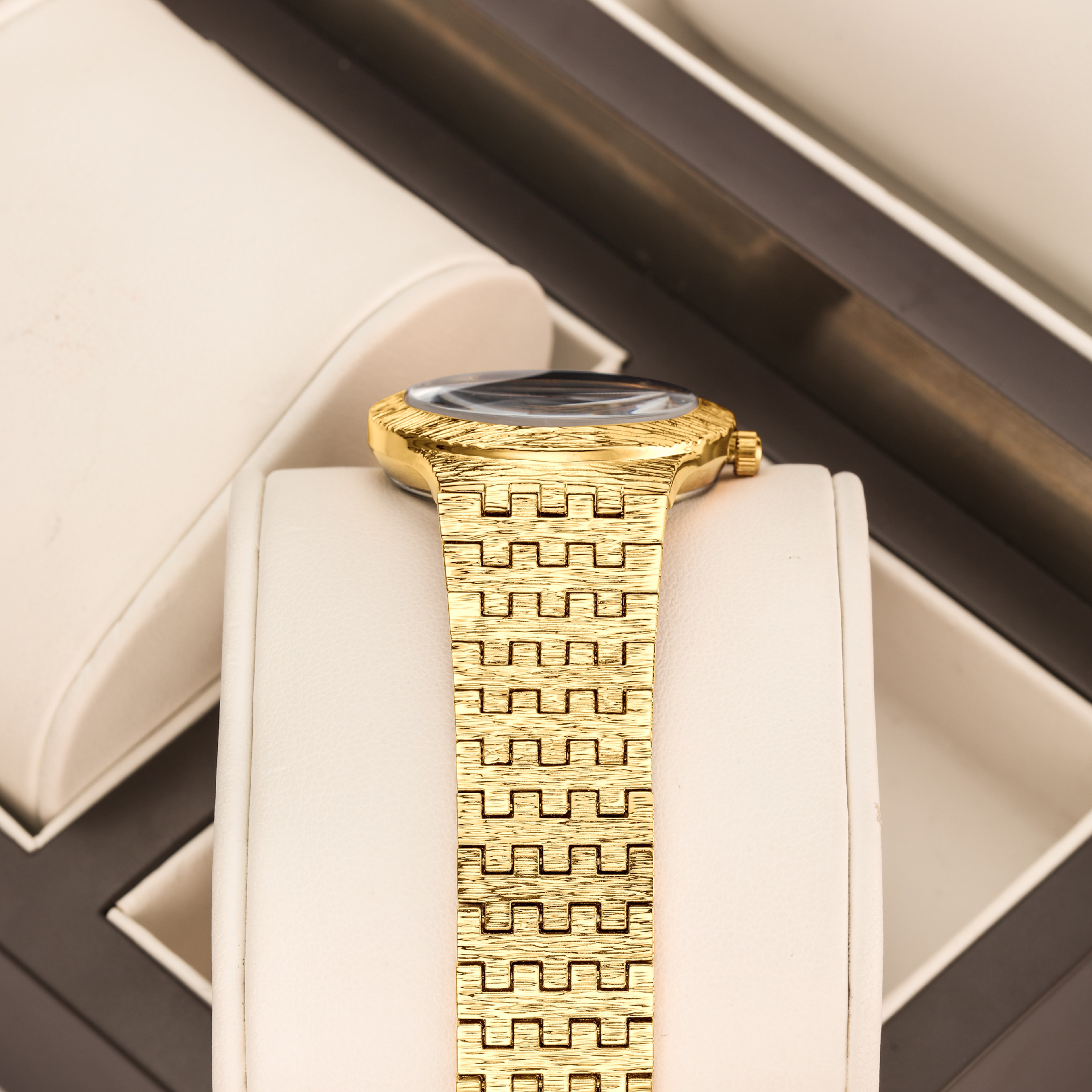 Womens Bracelet Watch Elegant Quartz Watch For Women With Adjustable Minimalist Band 2