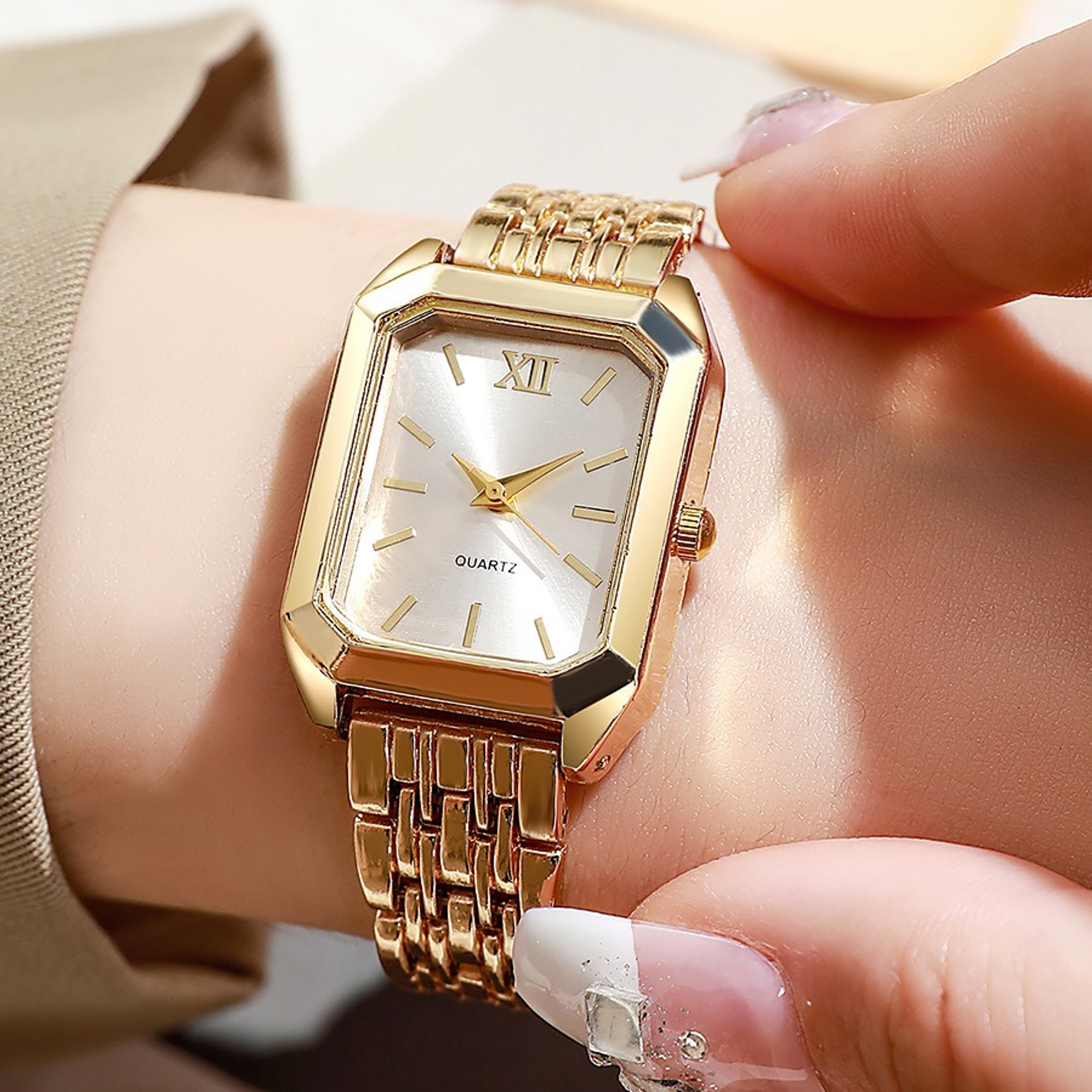 Luxury Women's Quartz Watch & Watch and Bracelet Set for Women Elegant Gold Business Wristwatch Gift – view 3