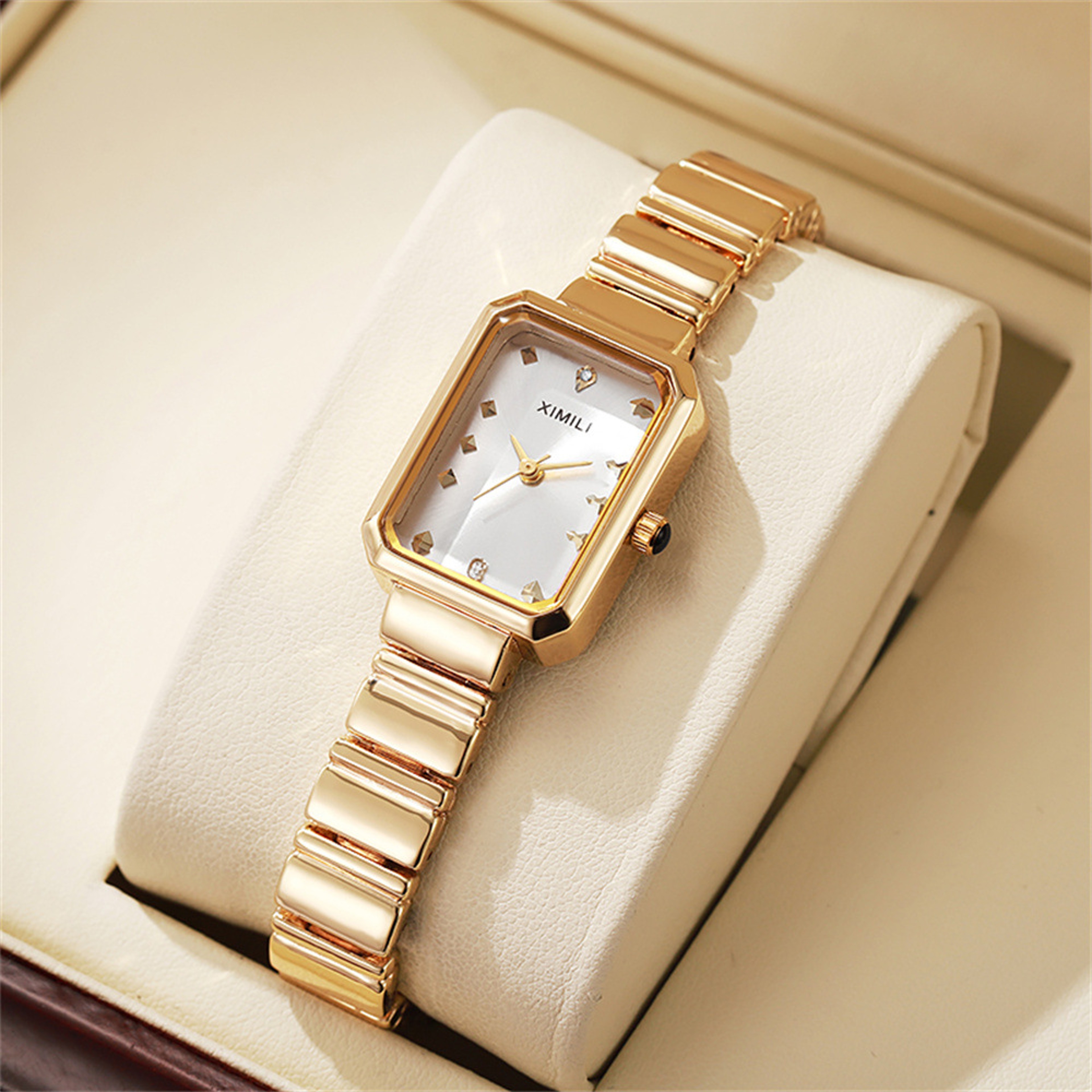 Elegant Women's Gold Square Watch with Stainless Steel Bracelet Minimalist Quartz Watch for Everyday Style – view 3