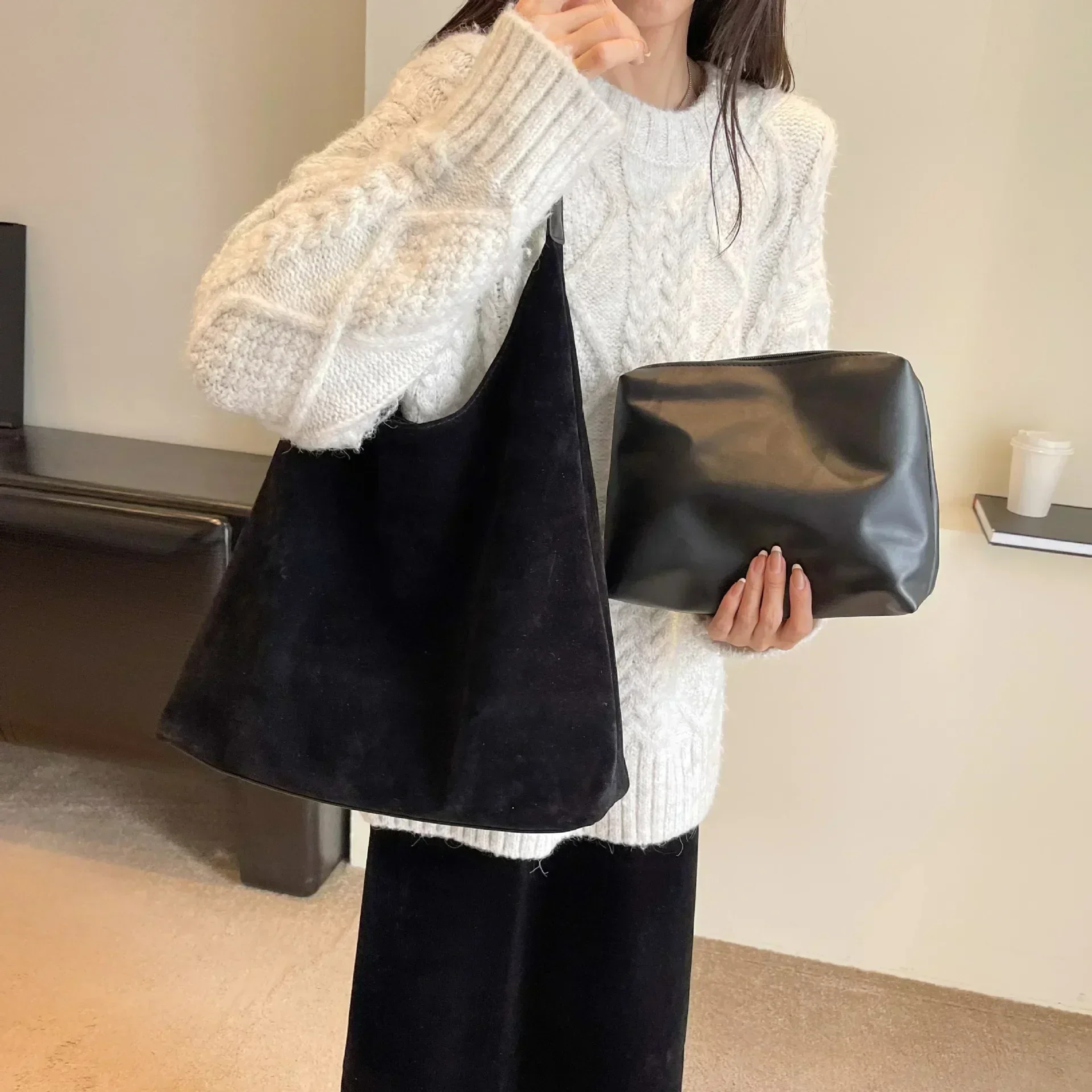 Vintage Frosted Large Capacity Shoulder Bag For Women 2