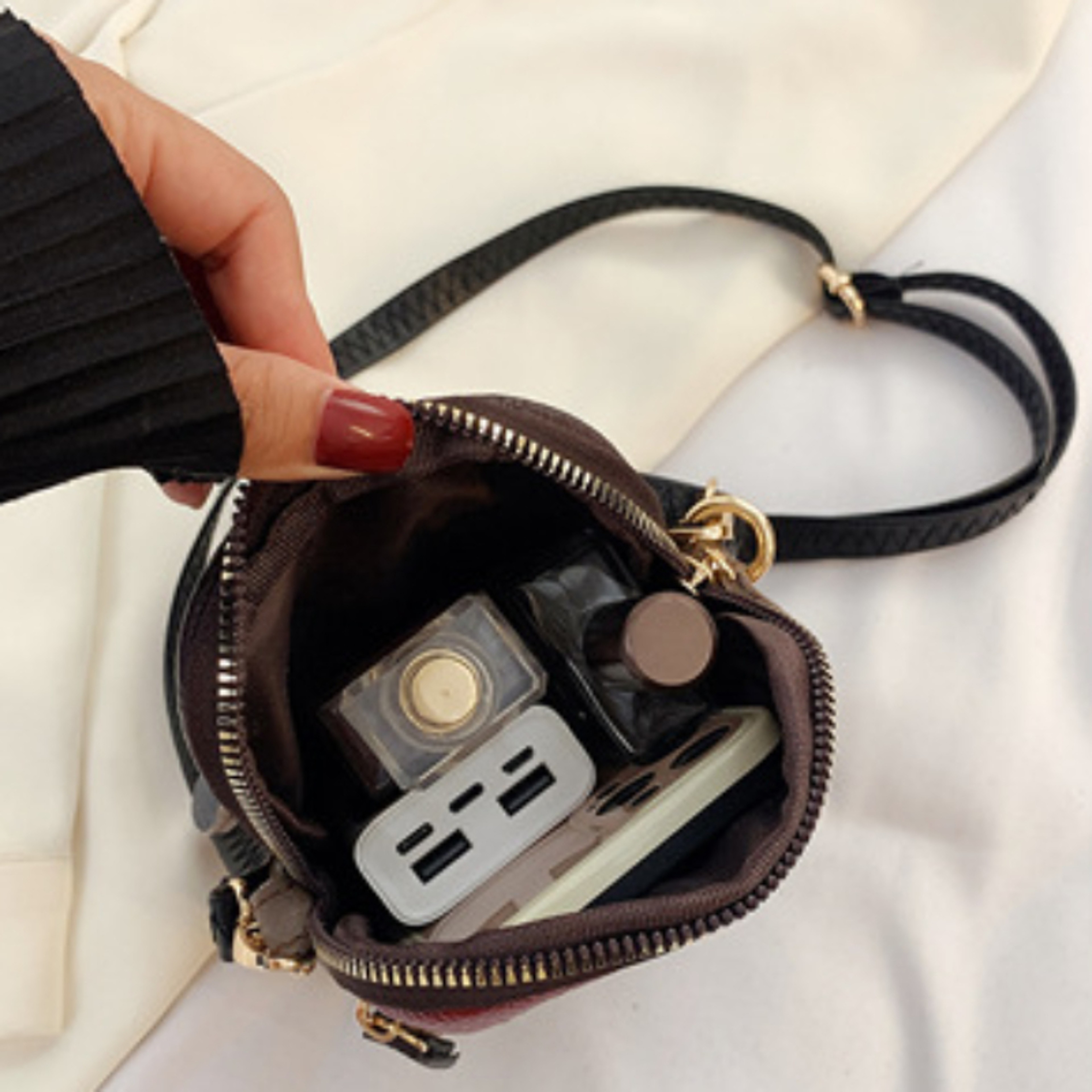 Soft Leather Women Shoulder Bag Multi Zipper Crossbody Phone Purse – view 6