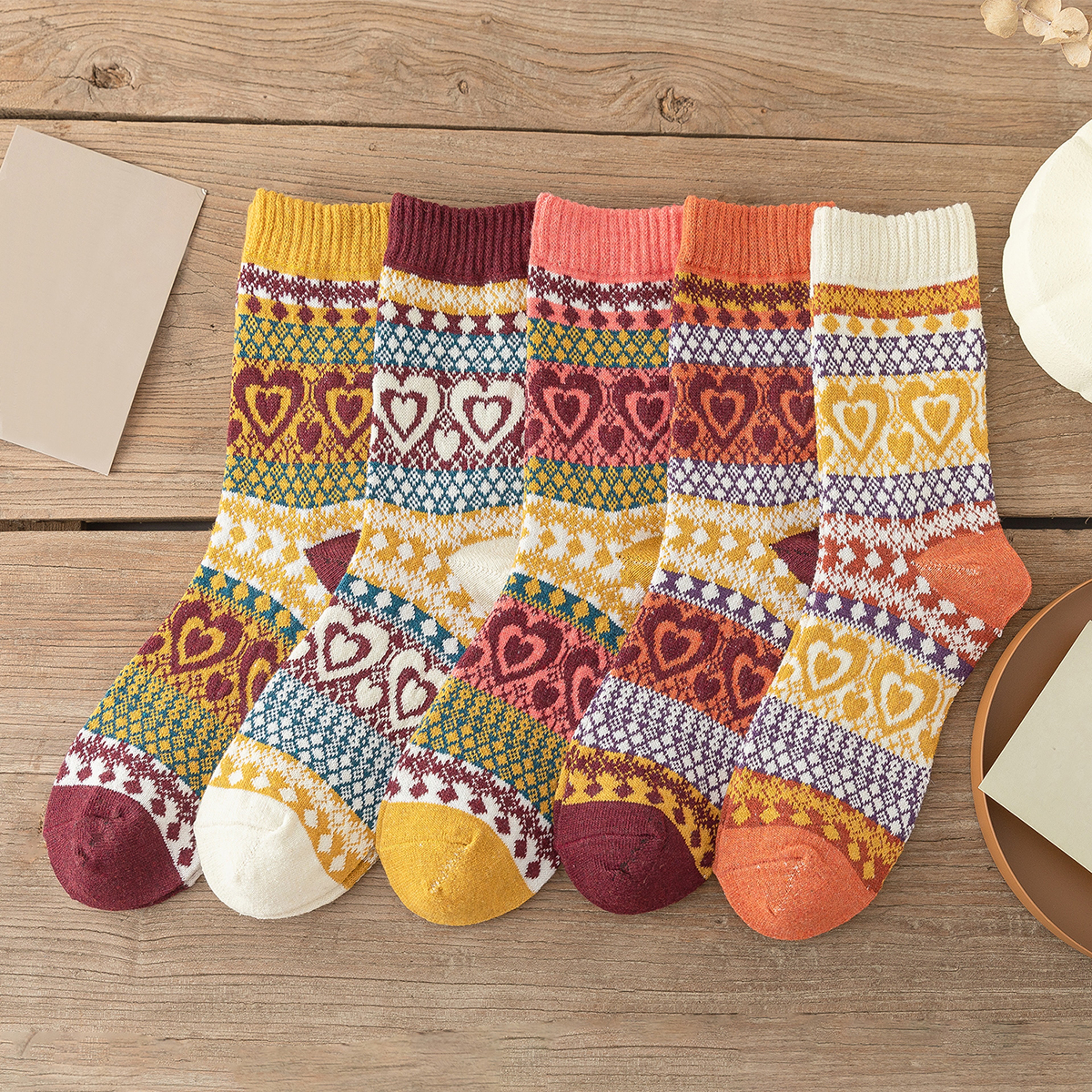 5 Pair Retro Floral Winter Socks Thick Warm Unisex Socks 11
