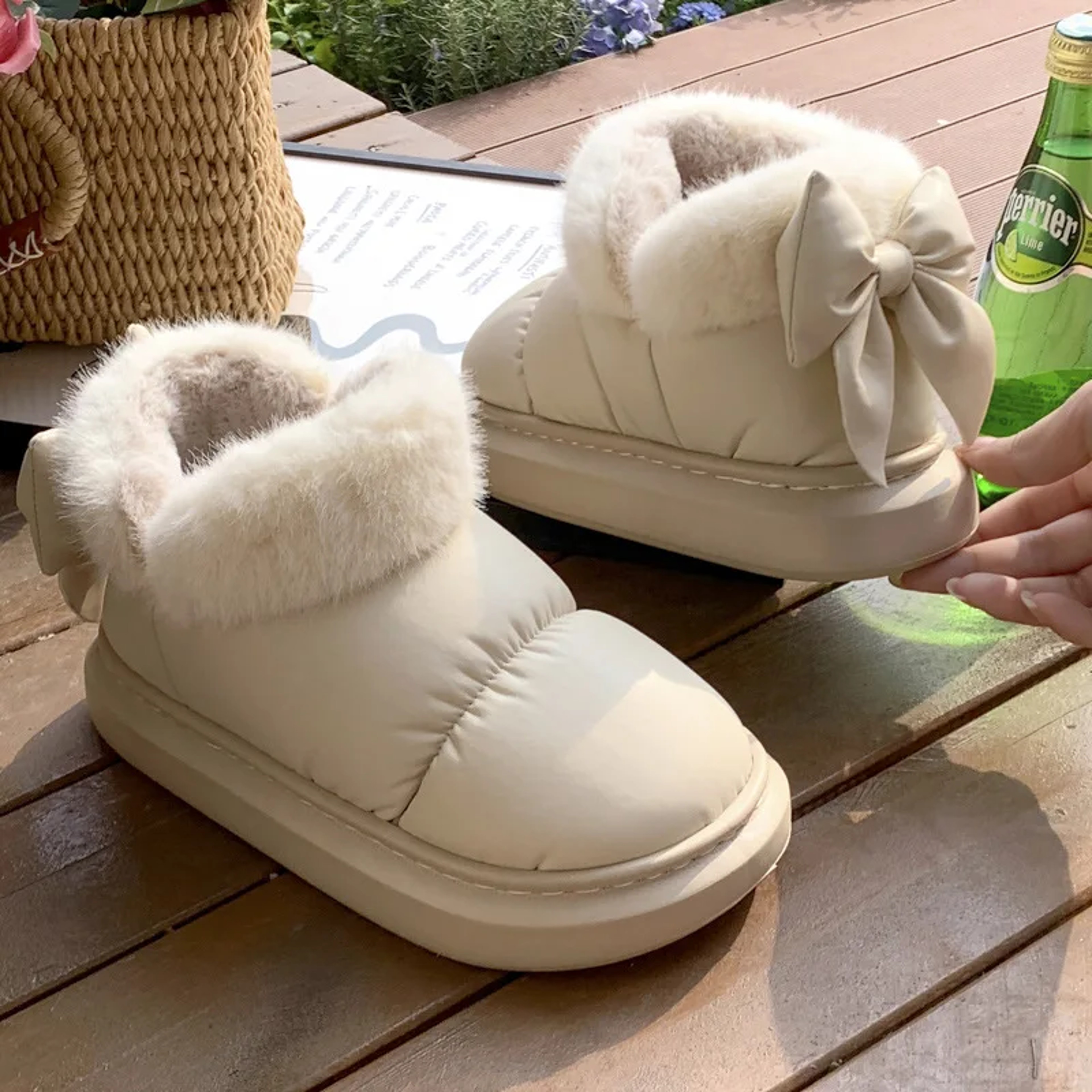 Womens Winter Snow Boots With Plush Lining And Decorative Bow 5