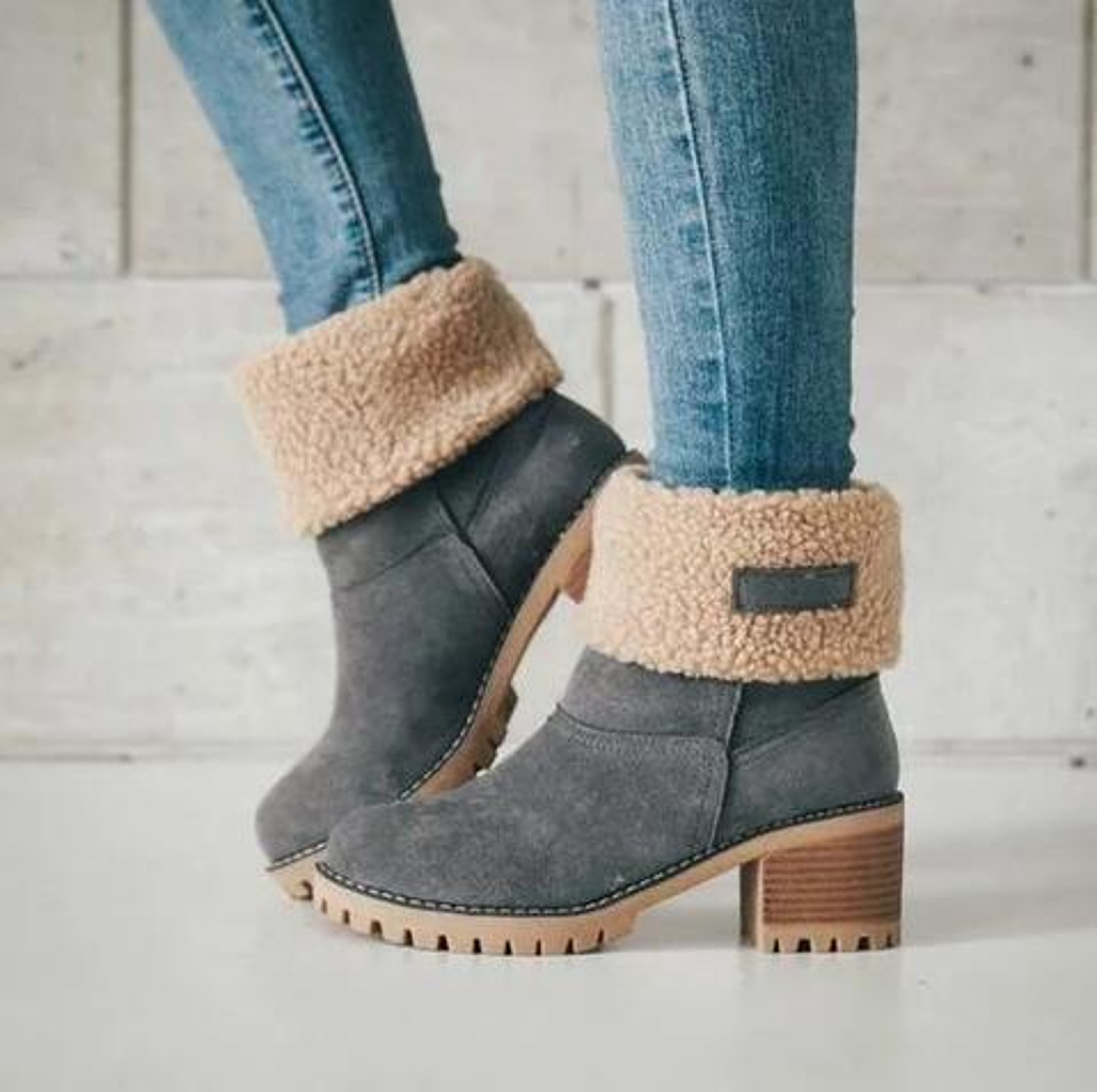 Womens Winter Ankle Boots With Plush Lining And Chunky Square Heels 9