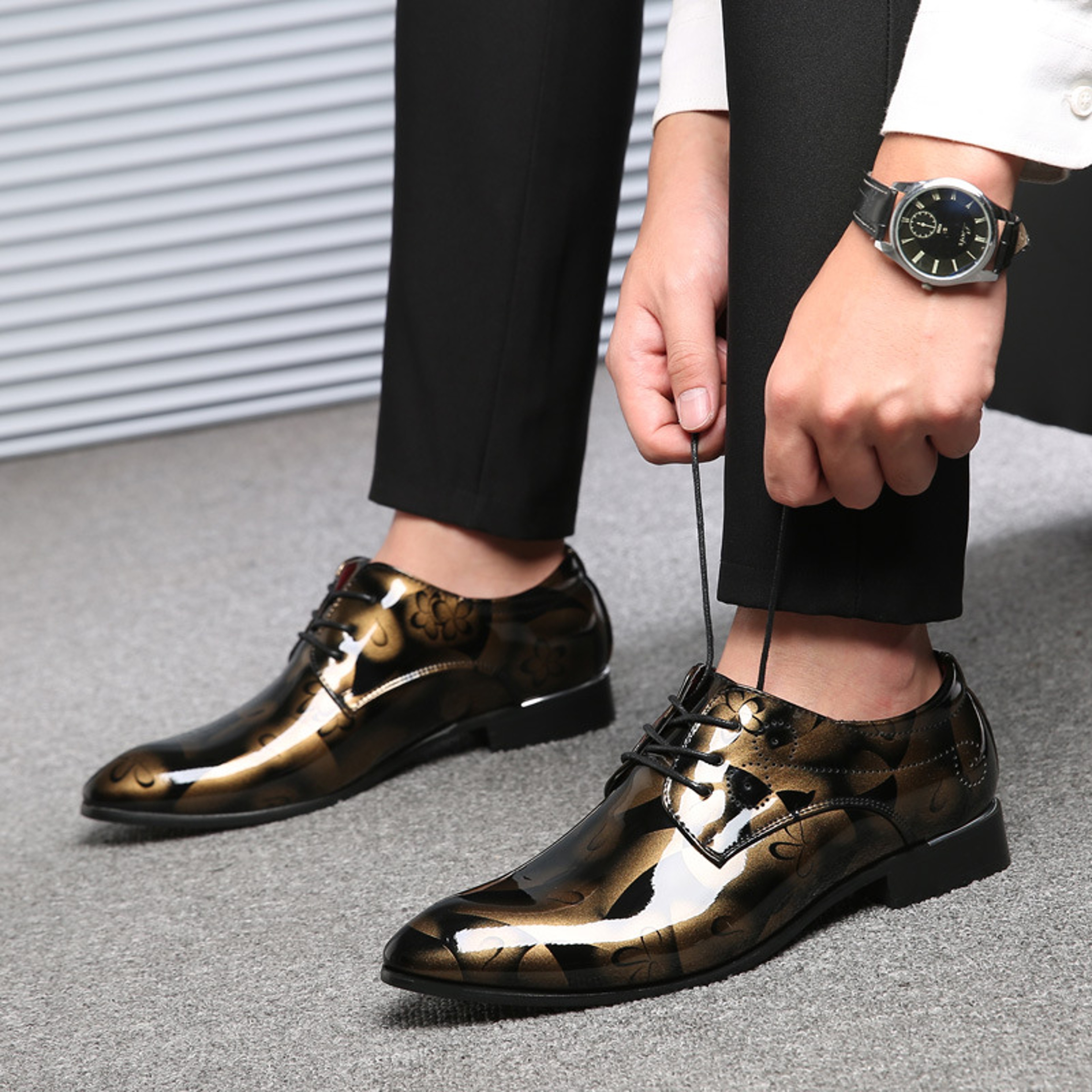 Mens Retro Floral Print Derby Dress Shoes With Pointed Toe And LaceUp Closure 6