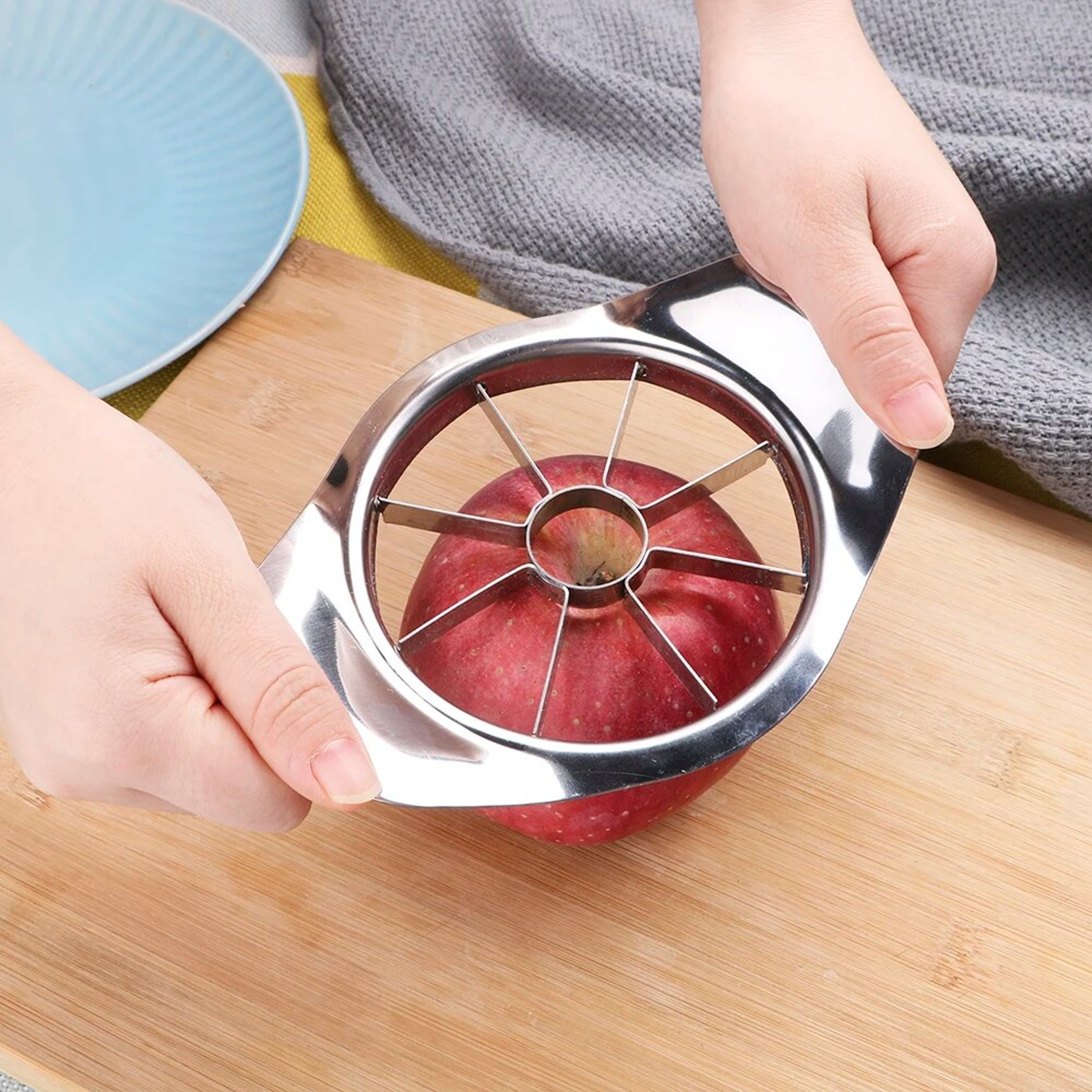 HILIFE Kitchen Gadgets: Stainless Steel Comfort Handle Divider Apple Cutter, Vegetable & Fruit Tools – view 2