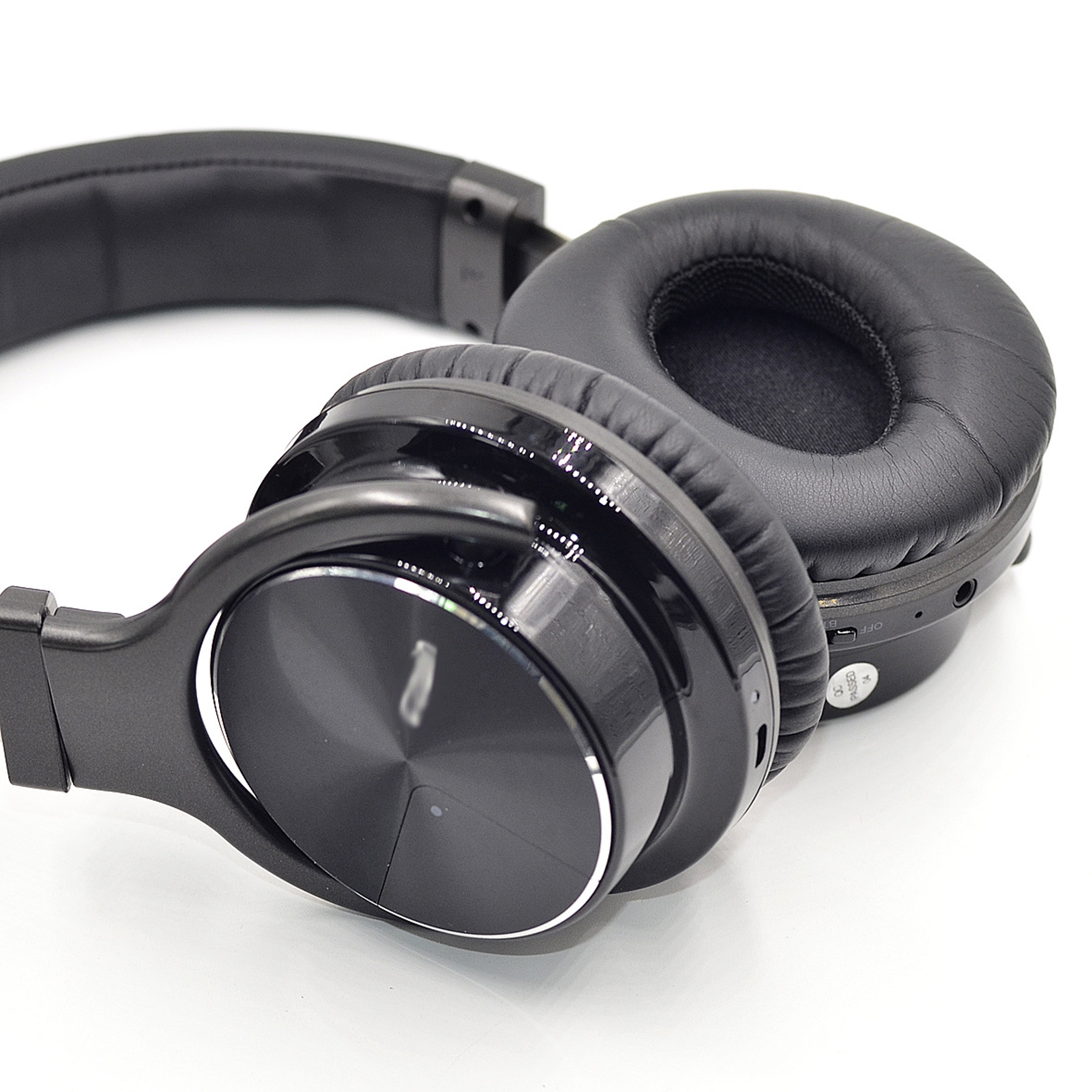 Universal Memory Foam Headphone Ear Pads Replacement Soft Headphone Ear Cushions For Comfort 1