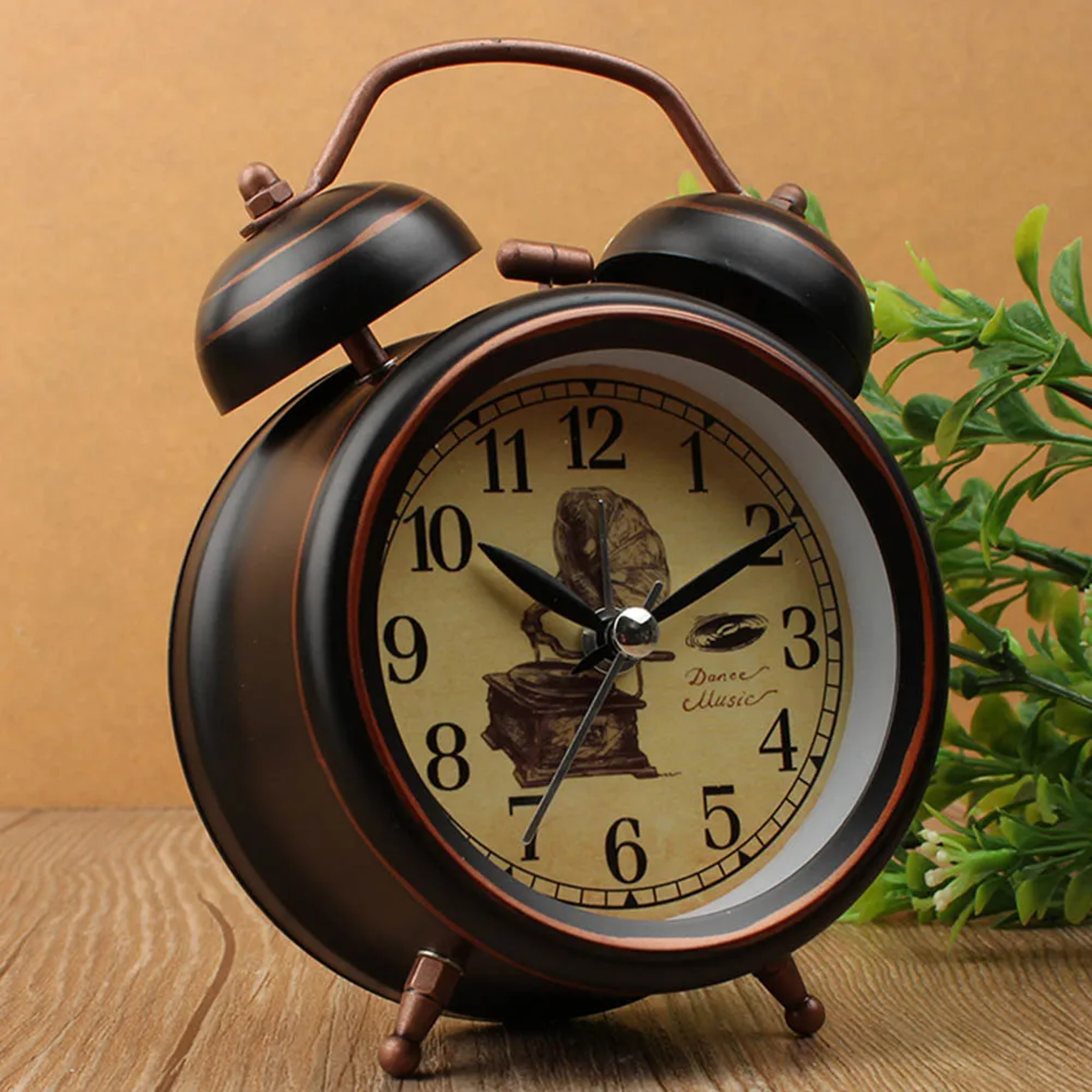 Vintage Silent Metal Alarm Clock with Night Light Retro Bedside Clock for Bedroom Decor – view 2