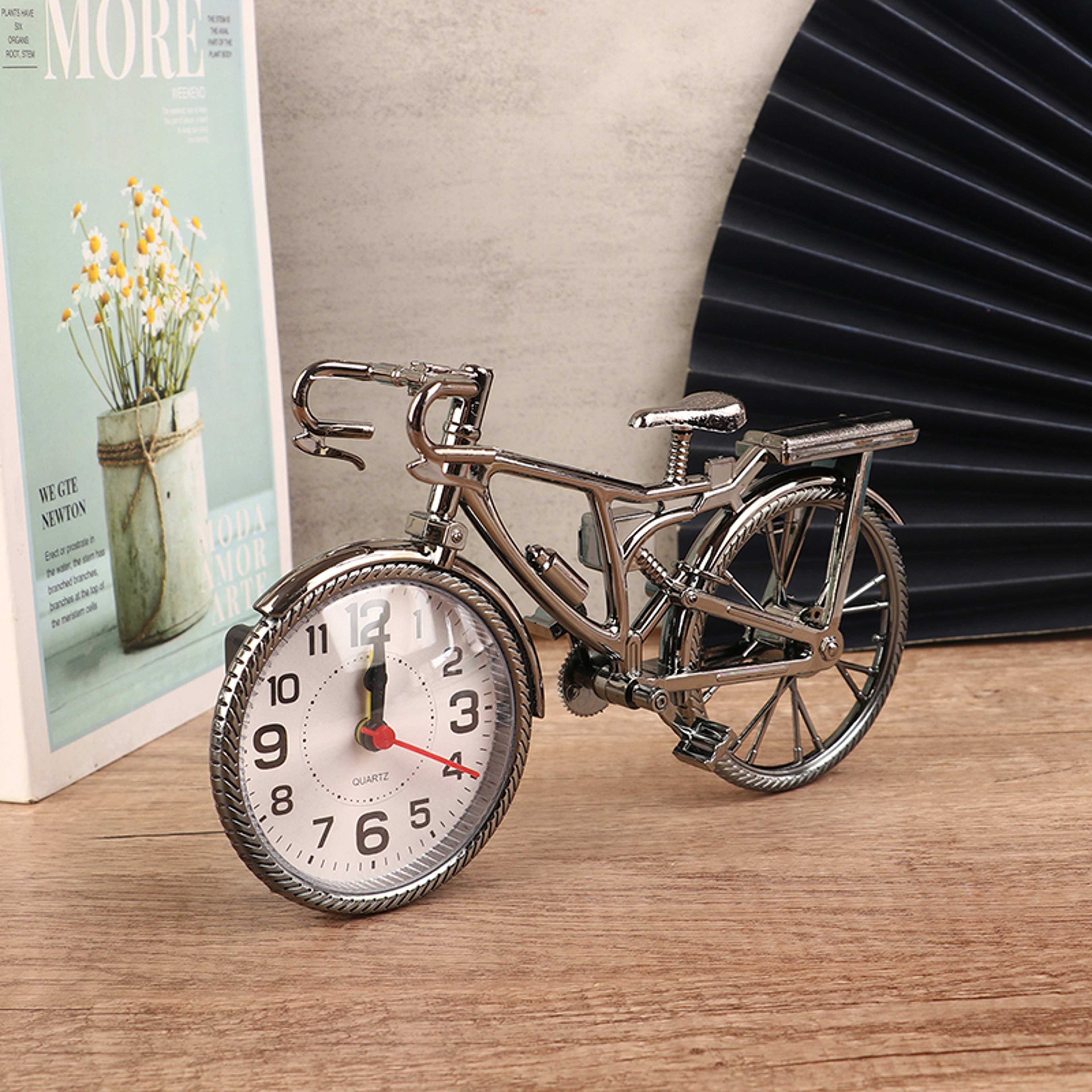 Vintage Bicycle Table Alarm Clock Decorative Desk Clock With Arabic Numerals For Home Decor 2