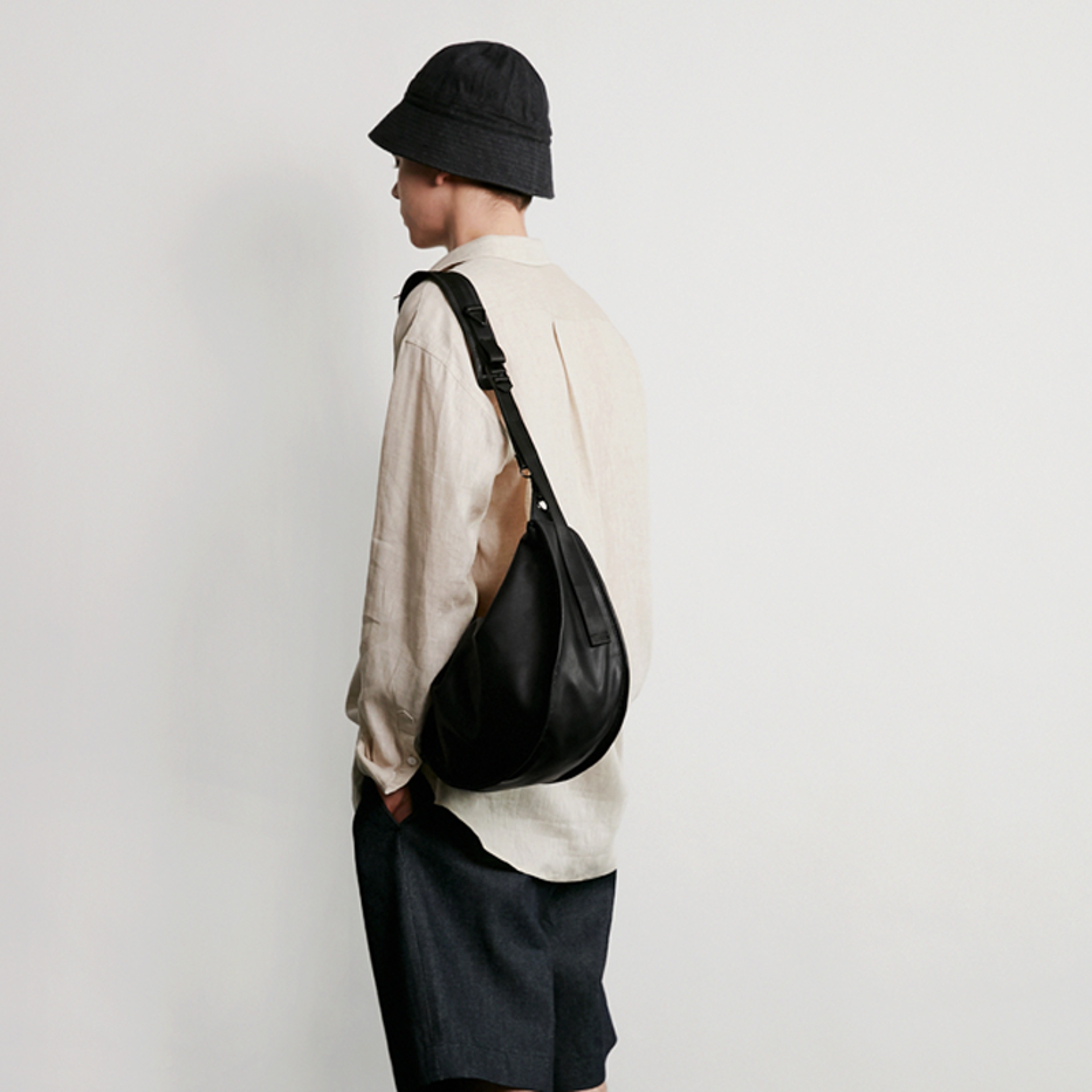 Vintage PU Leather Crossbody Bag for Men Stylish Shoulder Messenger Sling – view 3