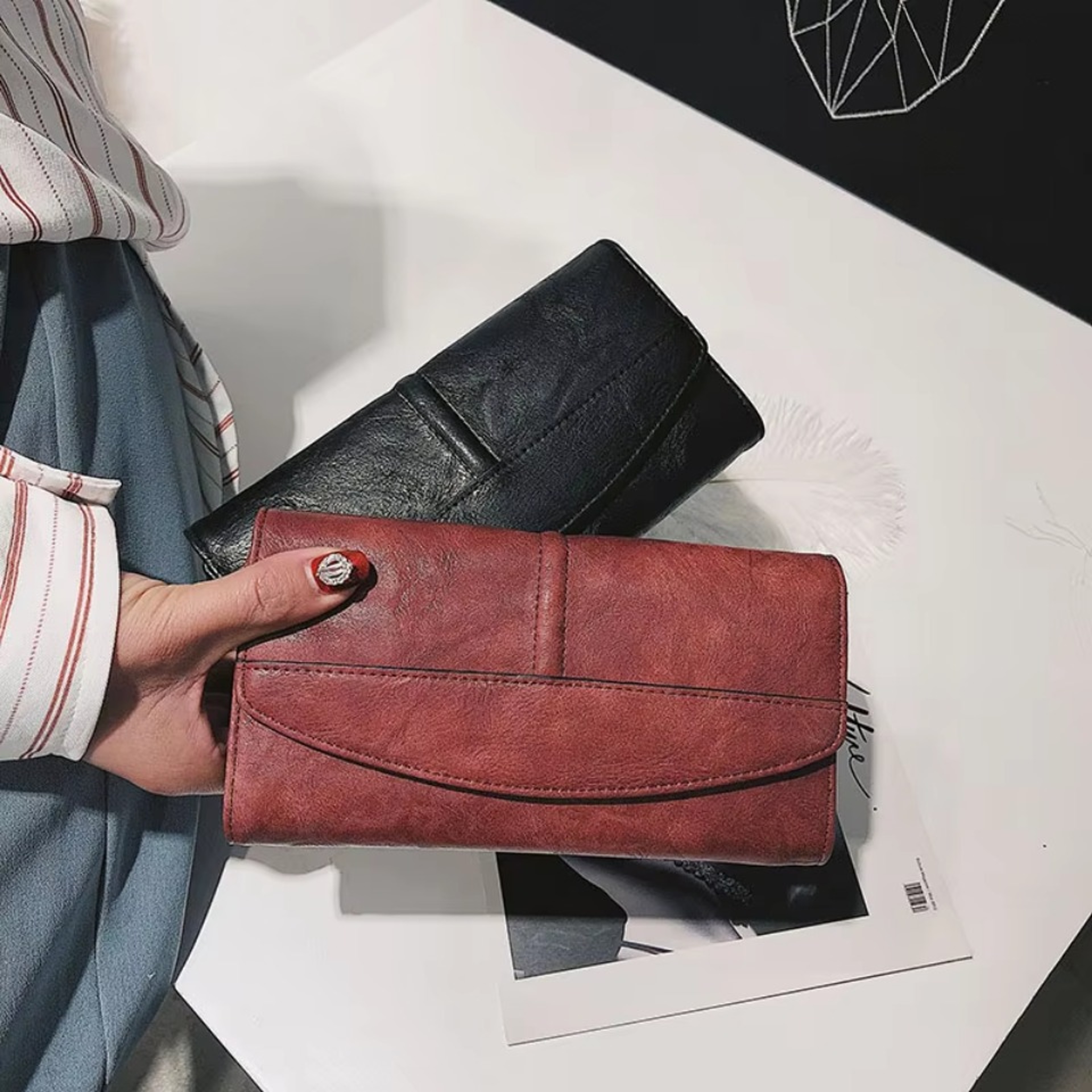 Vintage Trifold PU Leather Women Long Wallet With Phone Holder  Card Organizer 2