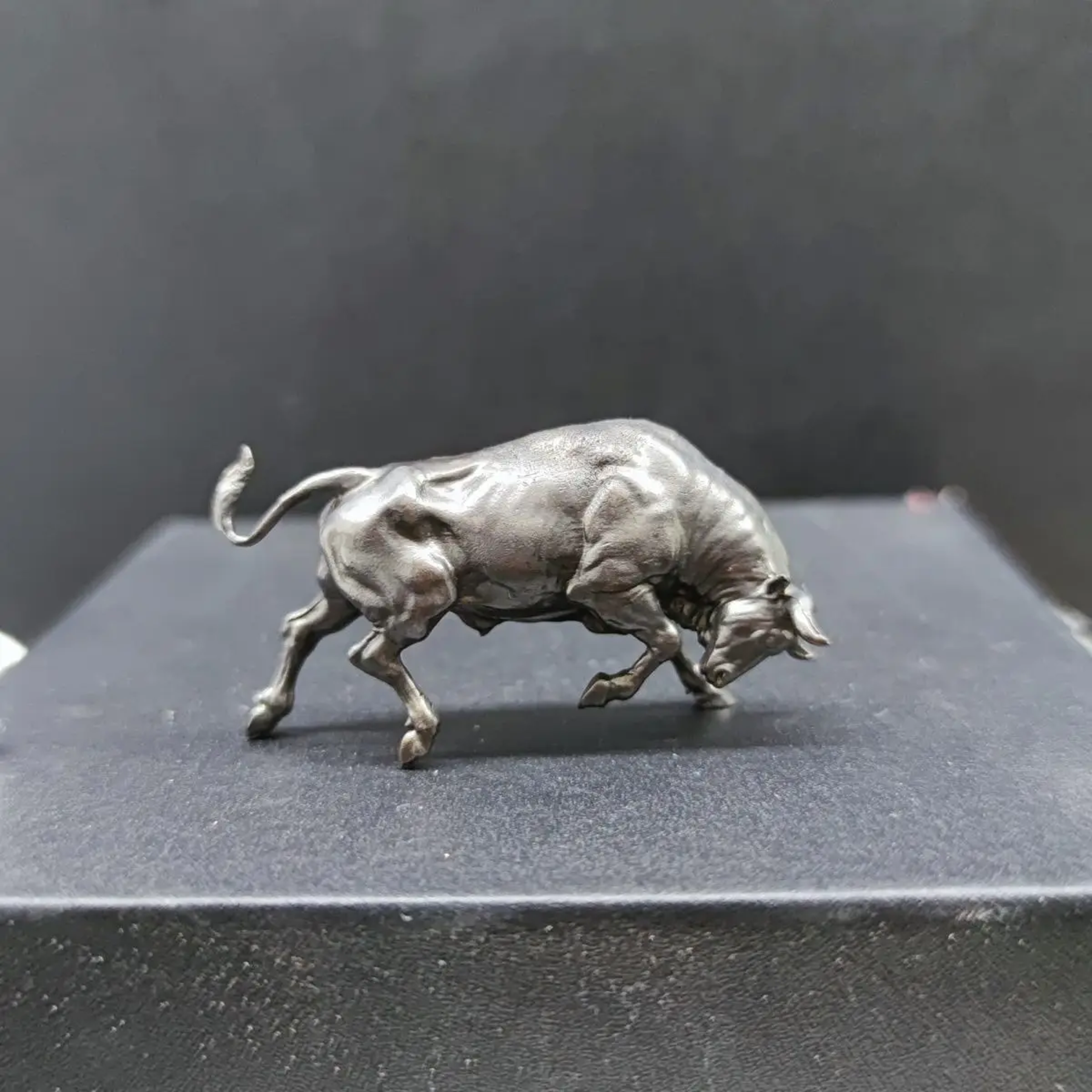 Pure Copper Lucky Bull Figurine Mini Wall Street Bull Statue Decor for Wealth & Success – view 1