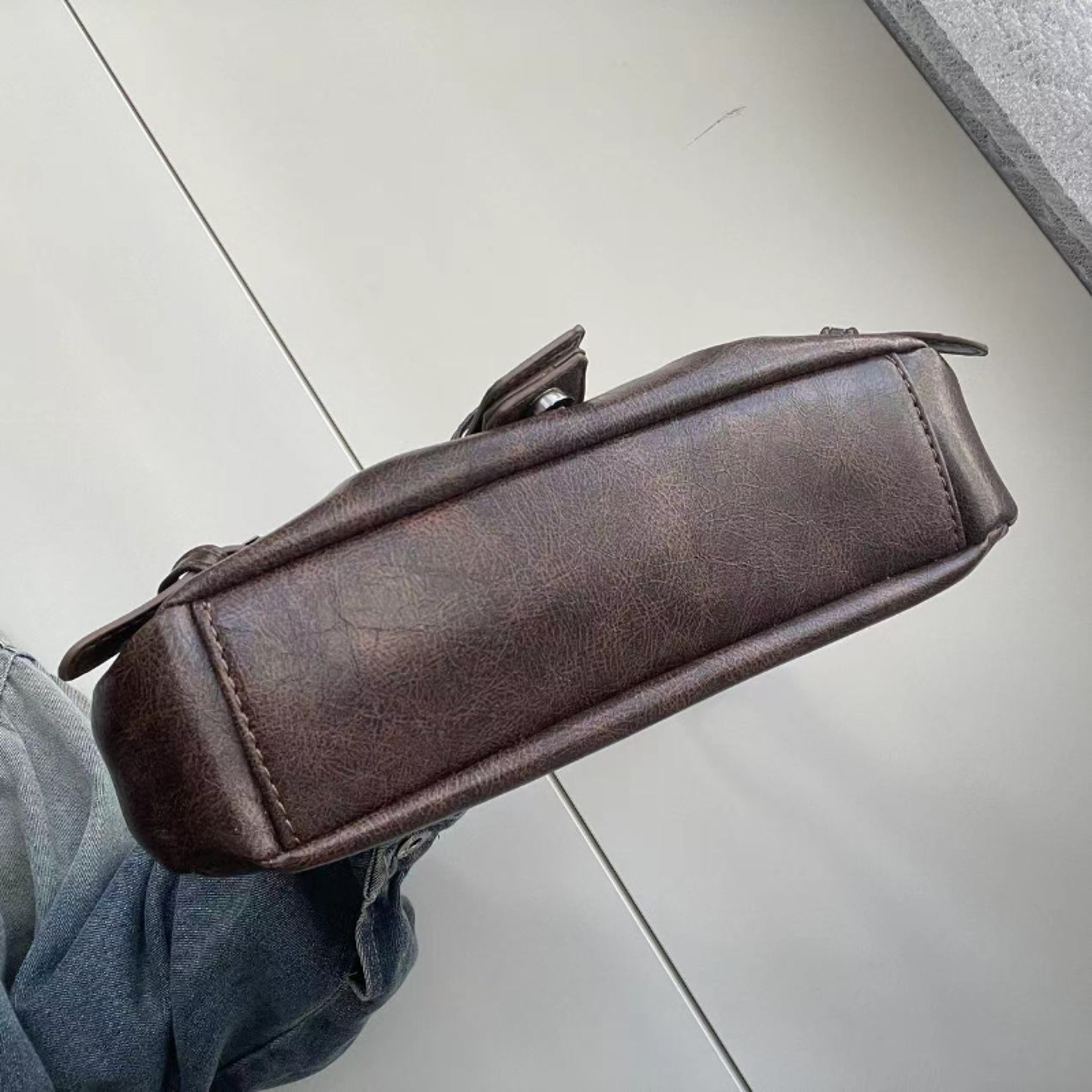 Vintage Leather Shoulder Bag Retro Armpit Purse For Women 1