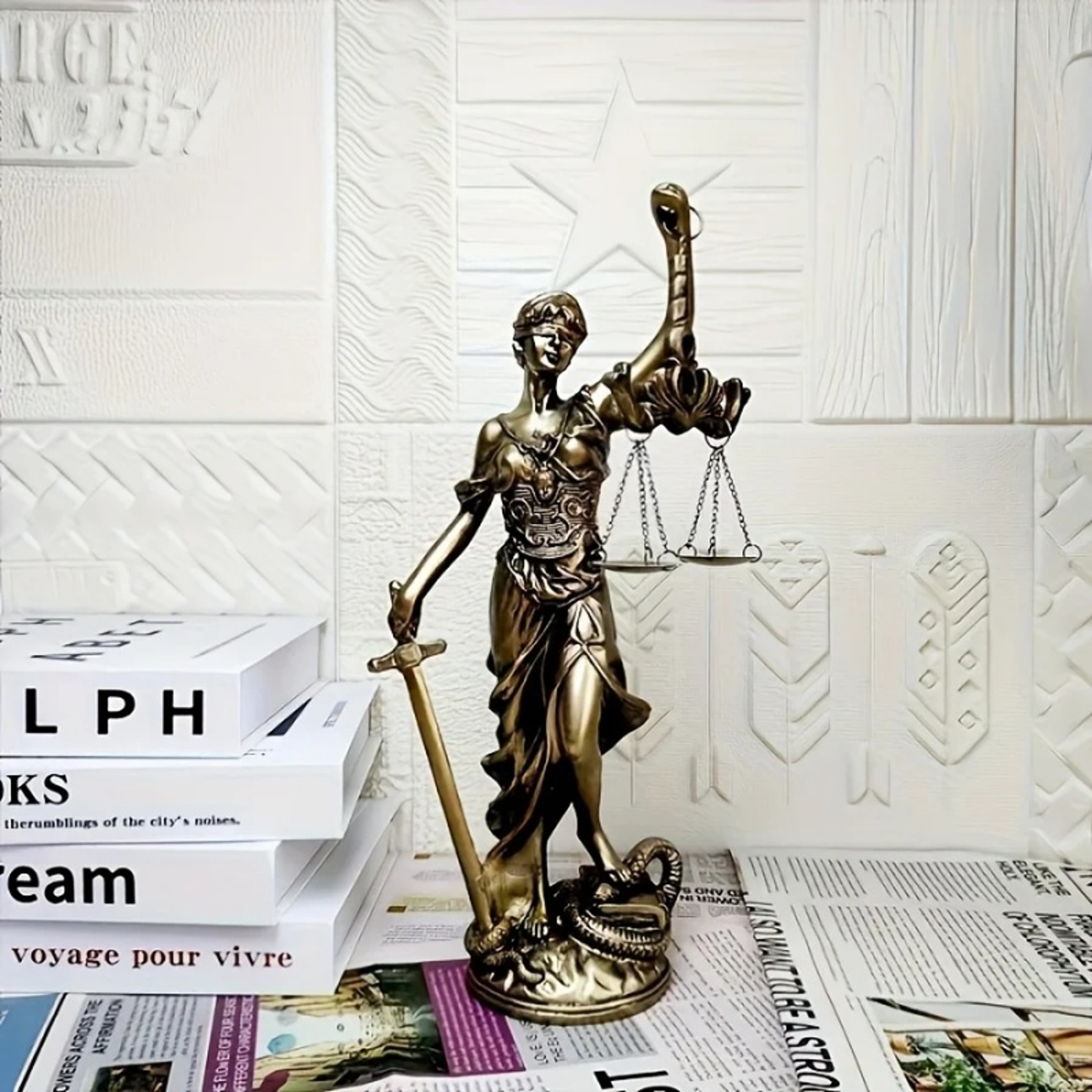 Vintage Goddess Of Justice Statue Retro Copper Lady Justice Figurine For Home Office Decor 1