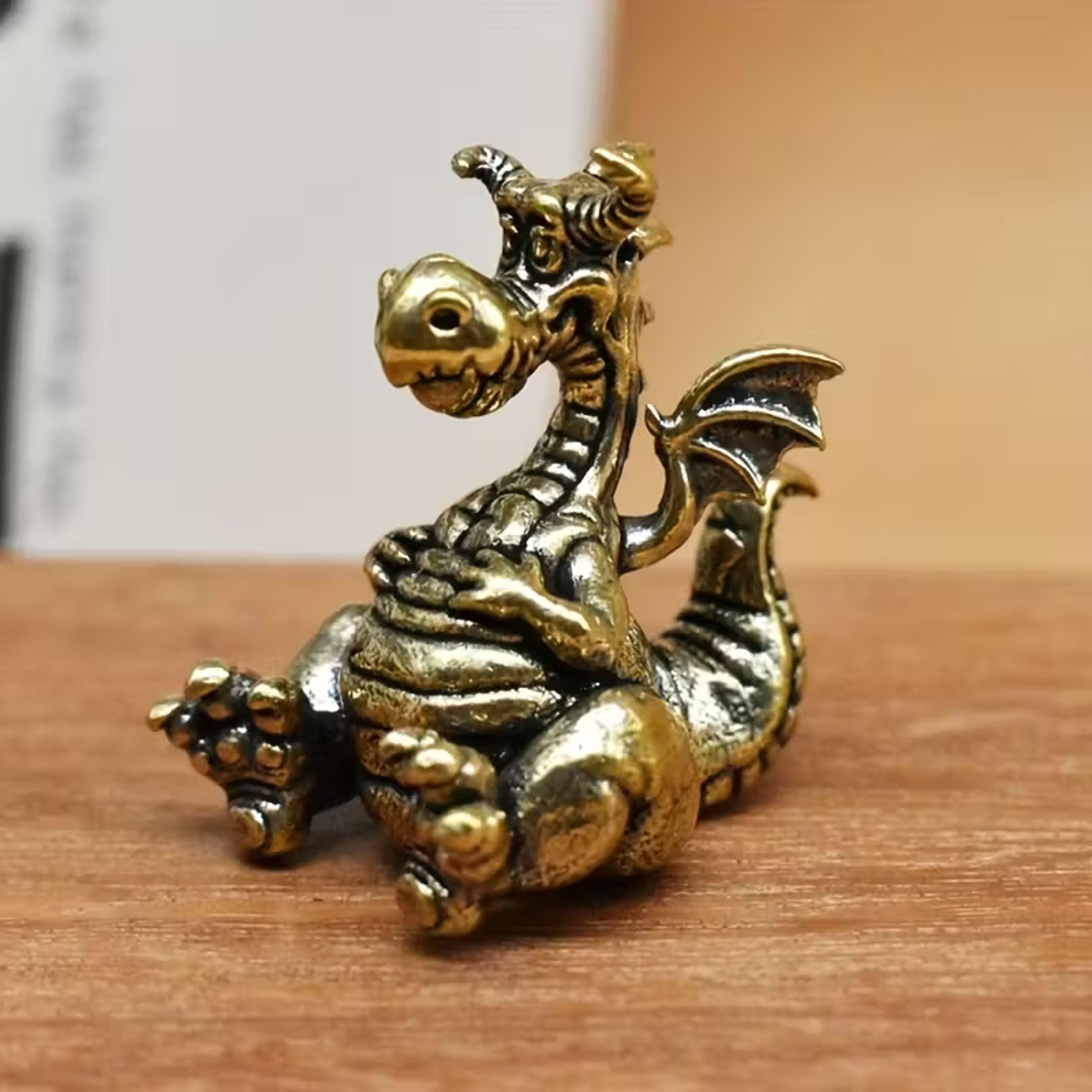 Vintage Brass Dragon Figurine Statue For Home Decor Feng Shui Lucky Ornament 0