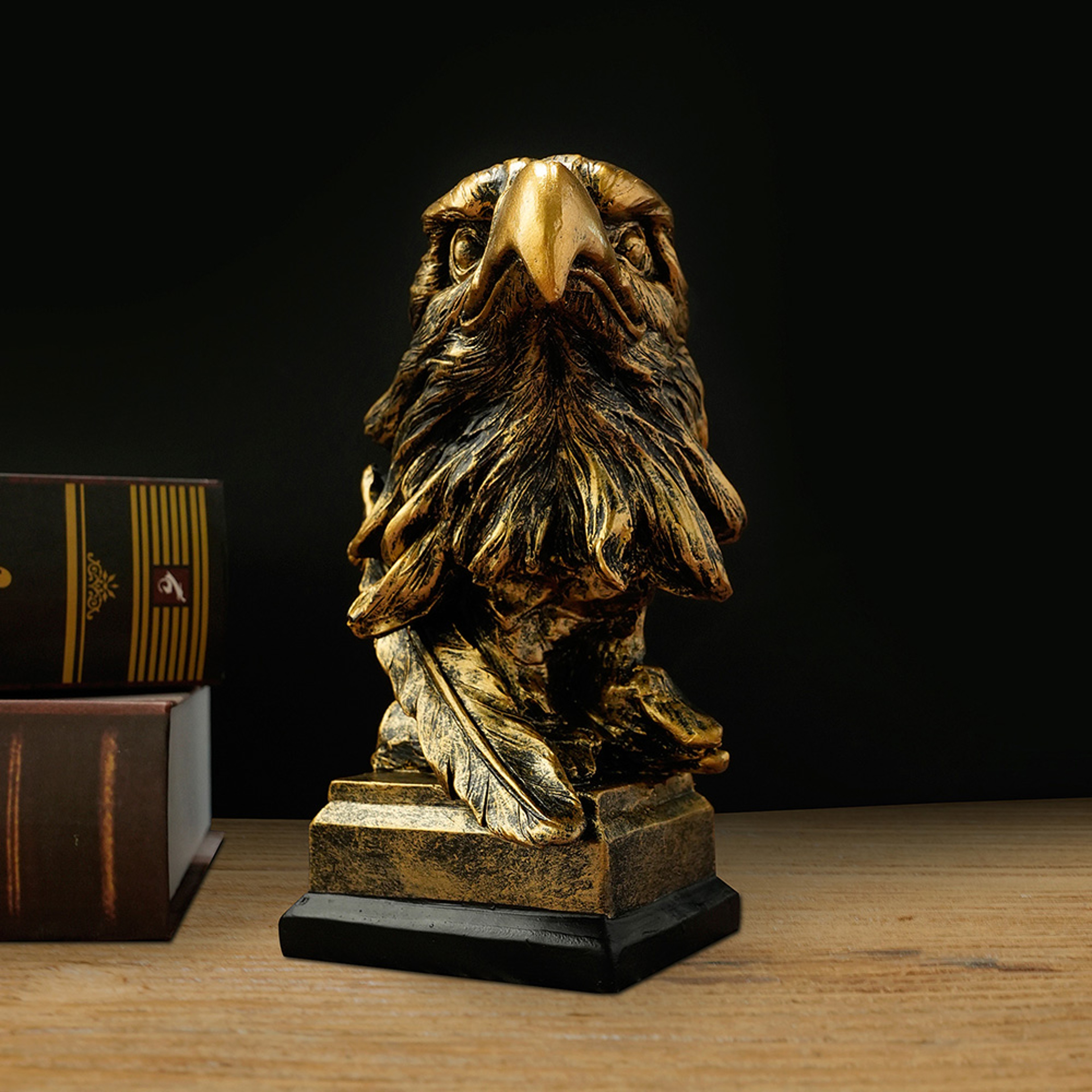 Majestic Eagle Head Statue Resin Wildlife Decor For Home Office Display 1