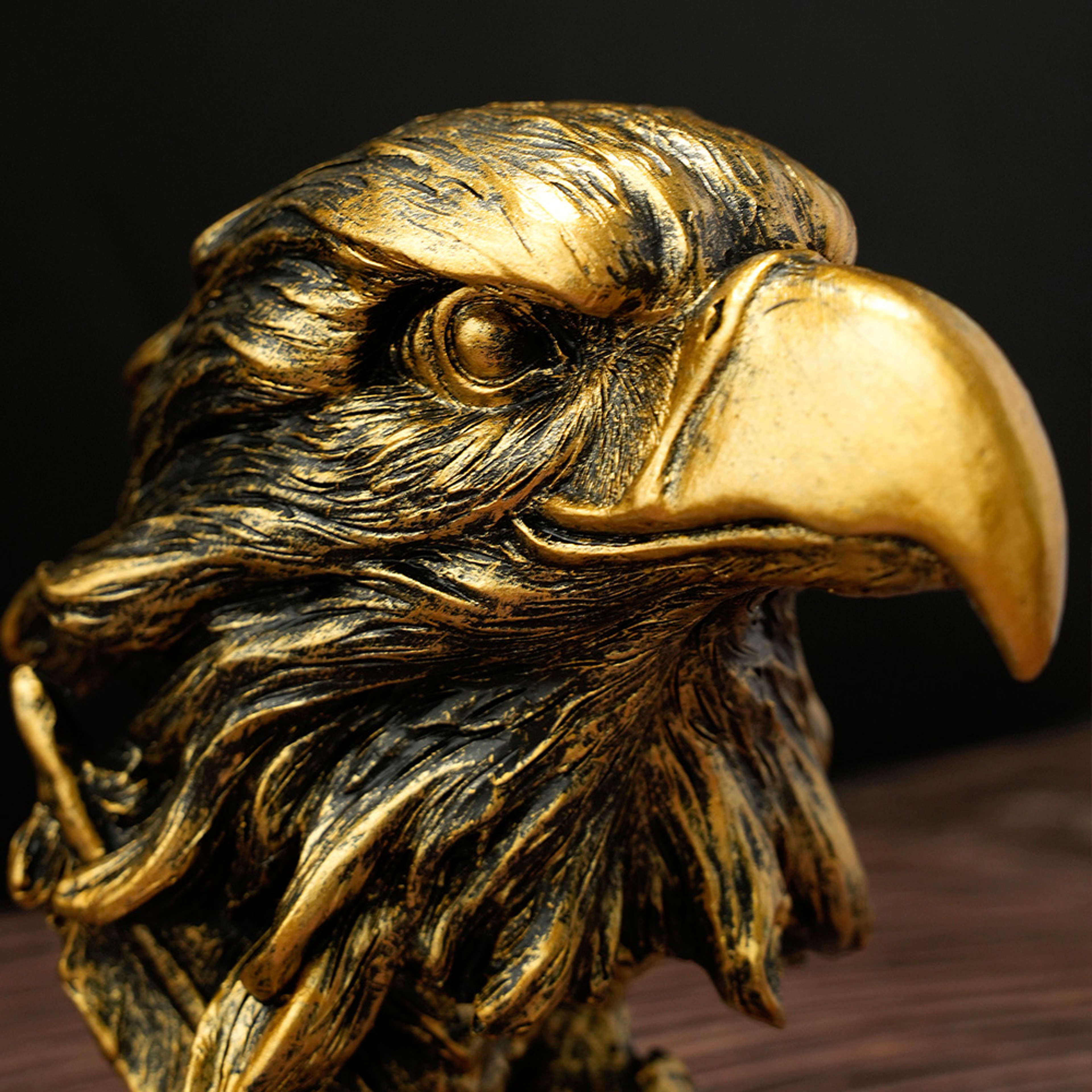 Majestic Eagle Head Statue Resin Wildlife Decor For Home Office Display 2